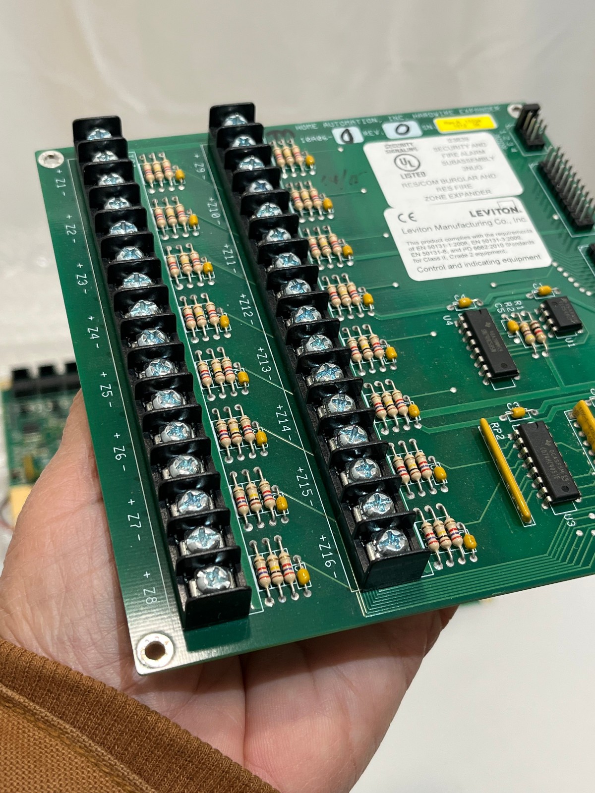 Leviton HAI Omni Pro II 10A06 16-zone hardware expander board – used