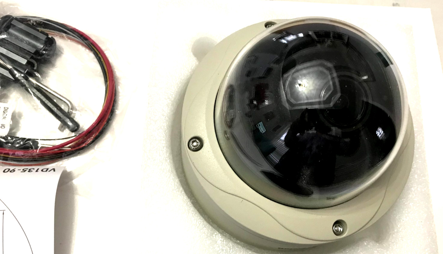 Arecont Vision AV2255AM 1080p Day/Night IP MegaDome 2 Camera w/3-9mm Lens