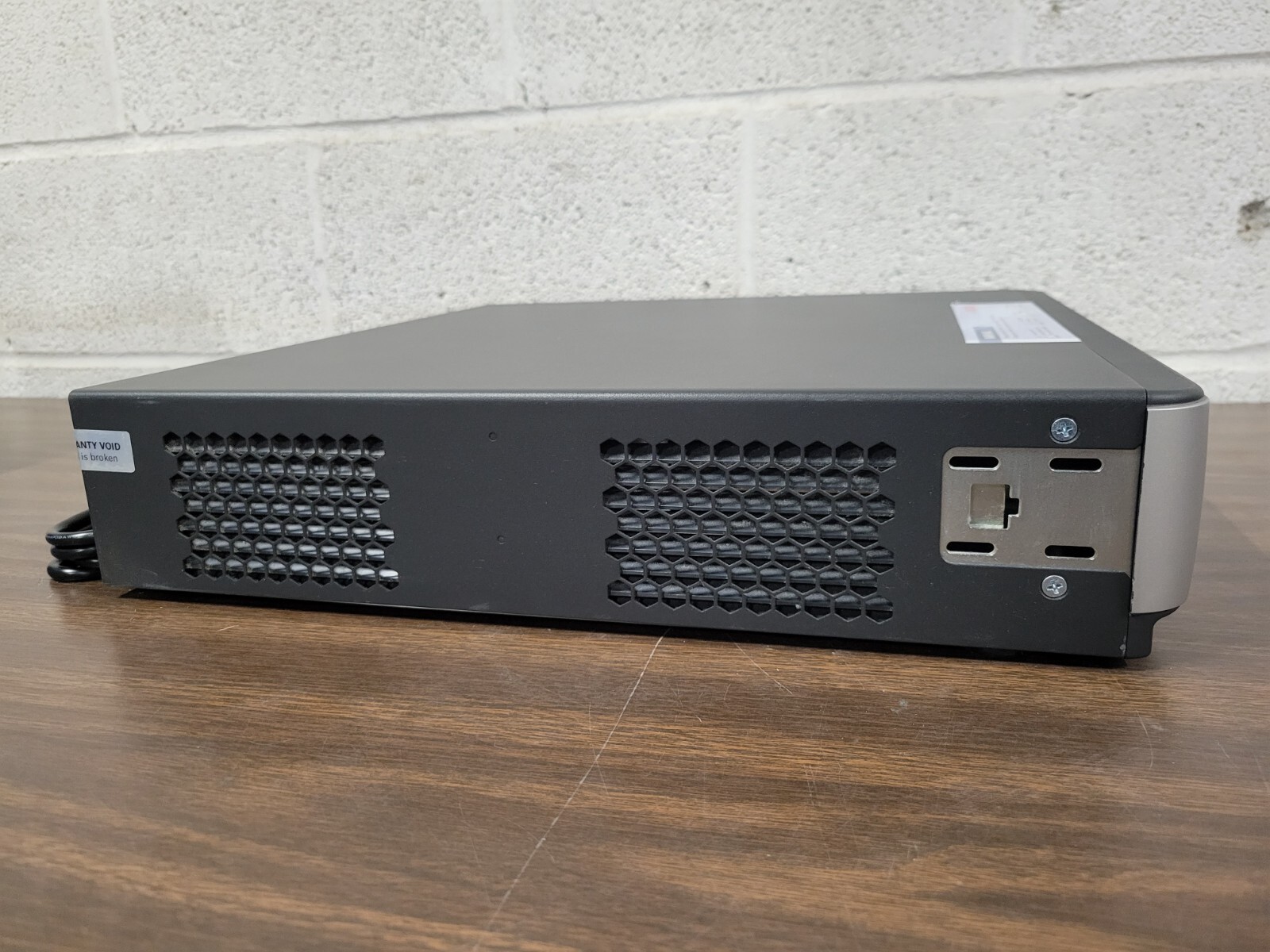 Bosch Divar 700 Series Digital Network 500GB HD Recorder DHR-753-16B000 DVR