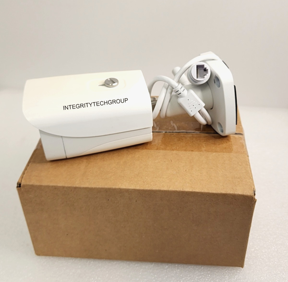 Lorex LNB8005 4K 8MP Outdoor IP PoE Bullet Security Camera White