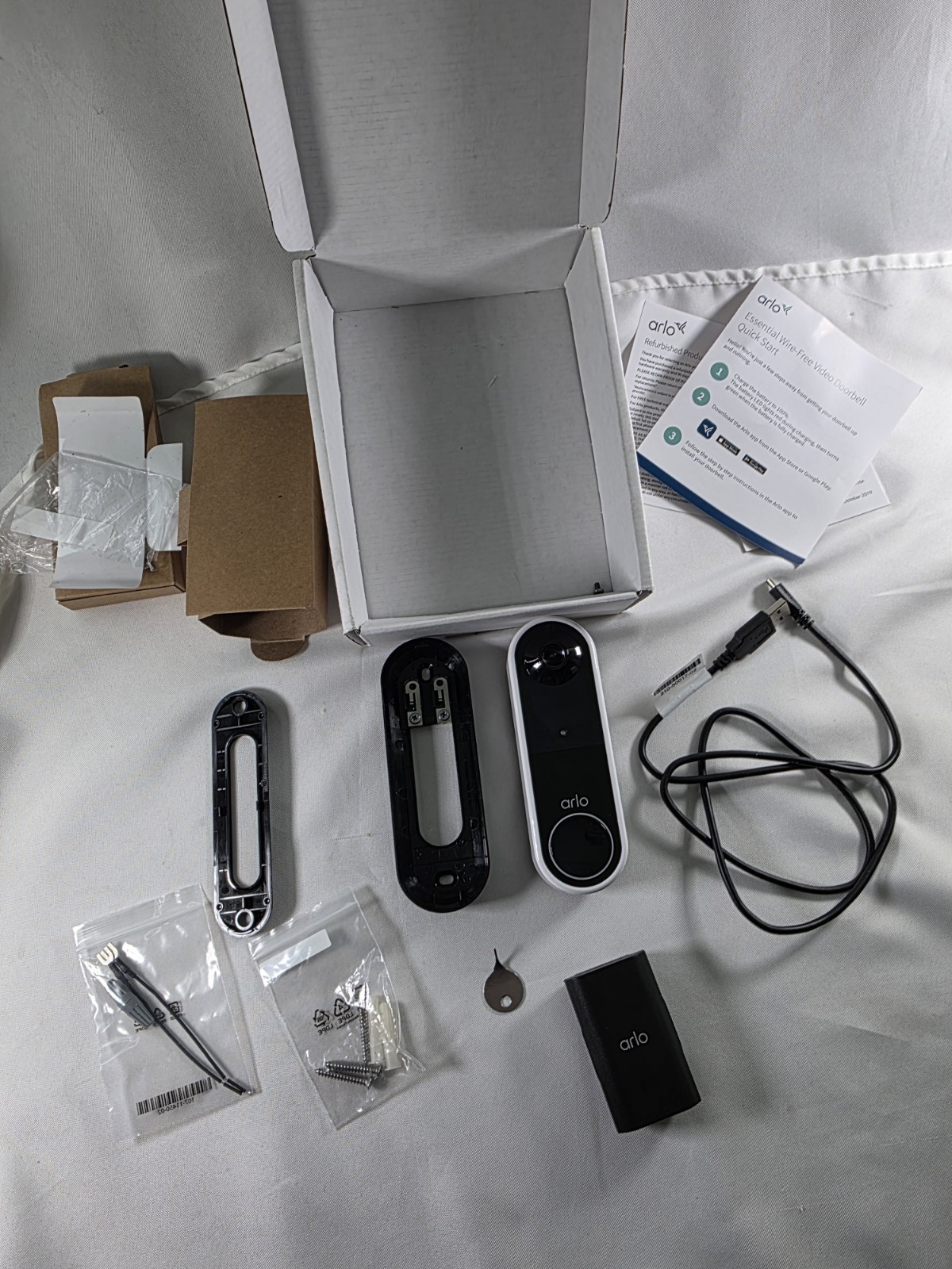 Arlo Essential AVD2001 Video Doorbell Wireless – White