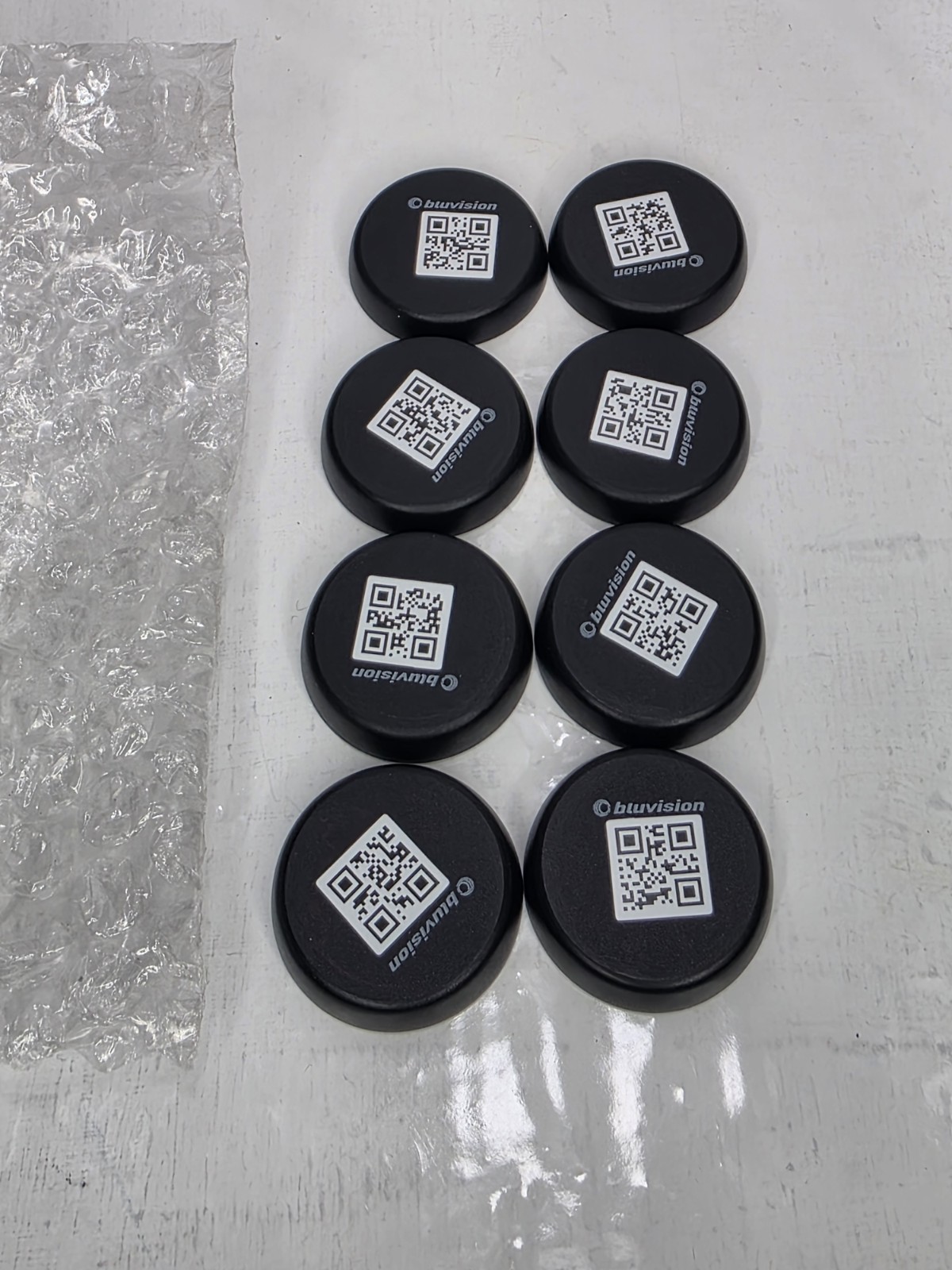 HID Bluvision BEEKs BLE Beacon Puck Bluetooth Low Energy Asset Tracking Sensor