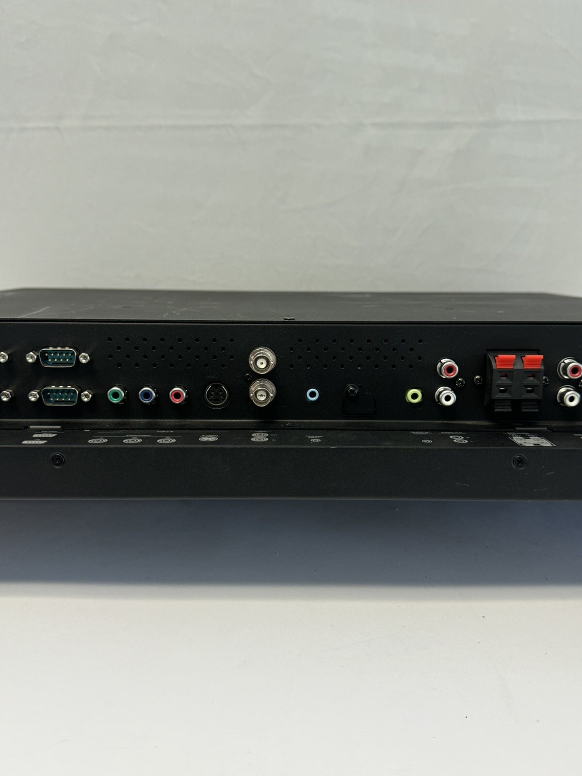 Bosch UML-273-90 Led Color Surveillance Monitor 27” HD 1080