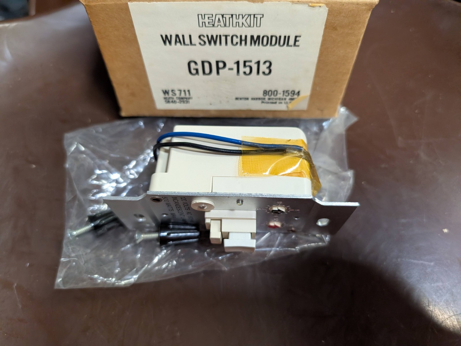Heathkit x10 Wall Switch Model No. X10-014711 120 Volts AC 60Hz – NoS