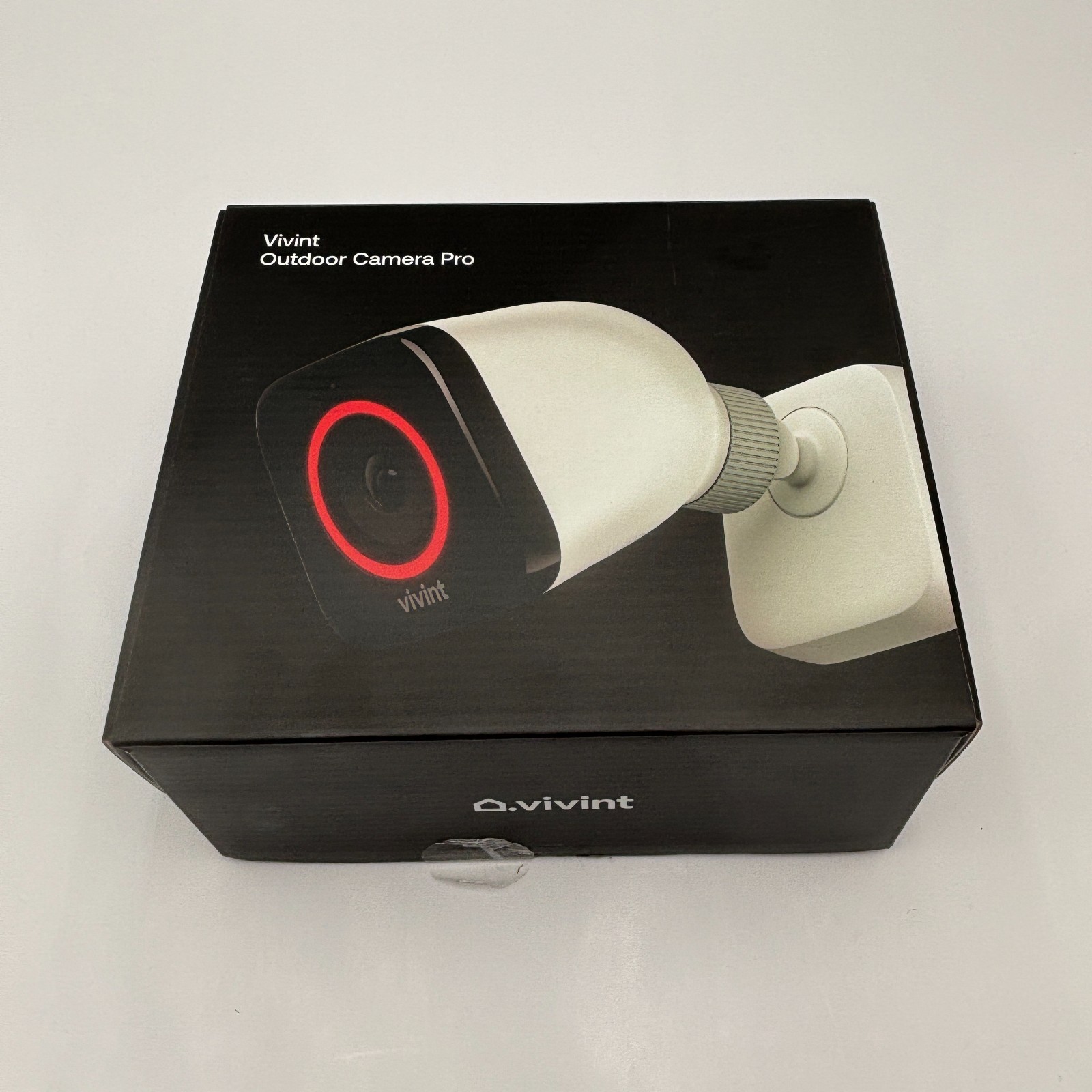 Vivint Outdoor Camera Pro Gen 2 1080p FHD Cube Camera White 64GB – New Open Box