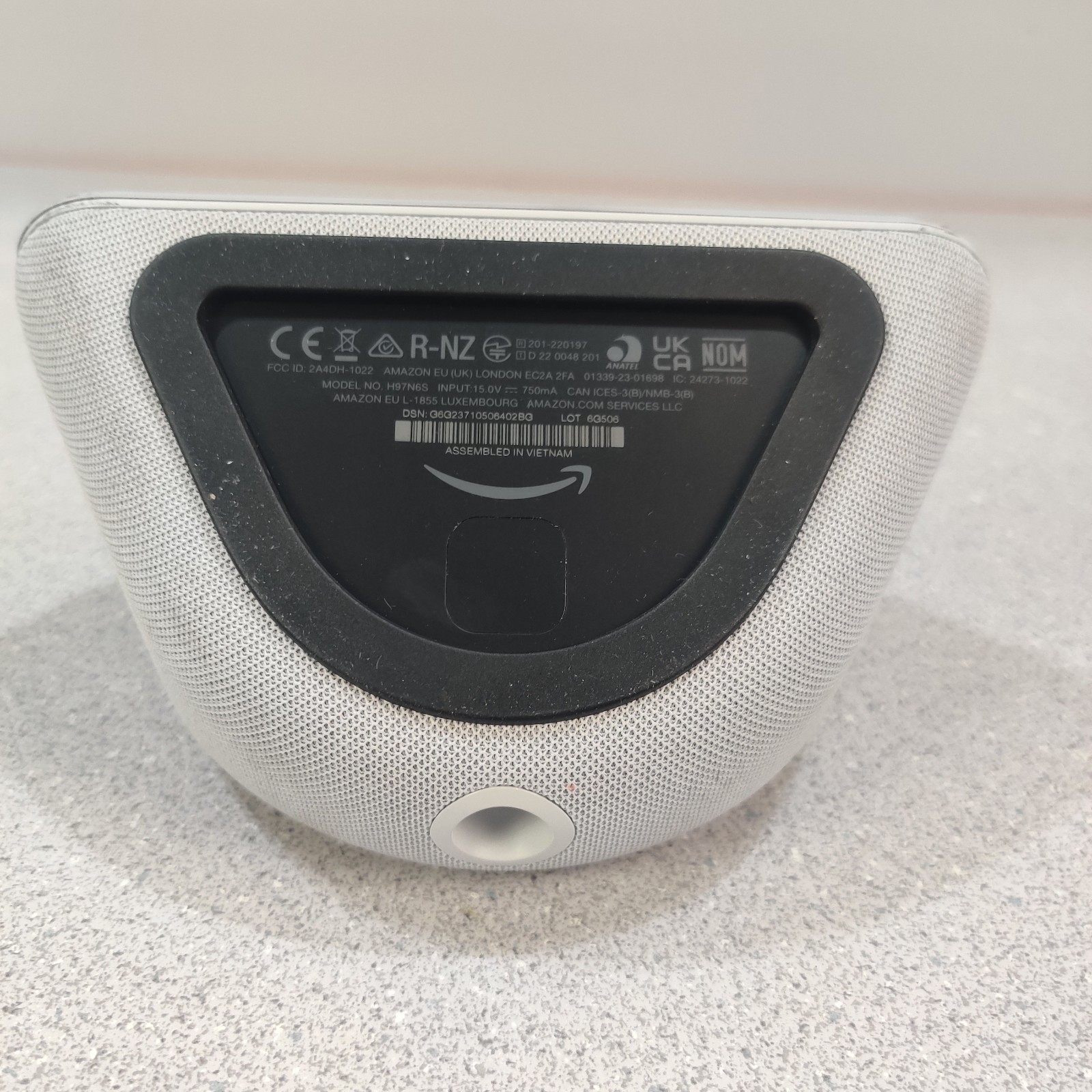 Amazon Echo Show 5 3rd Gen Smart Display H97N6S FOR PARTS DAMAGED SCREEN NO CORD