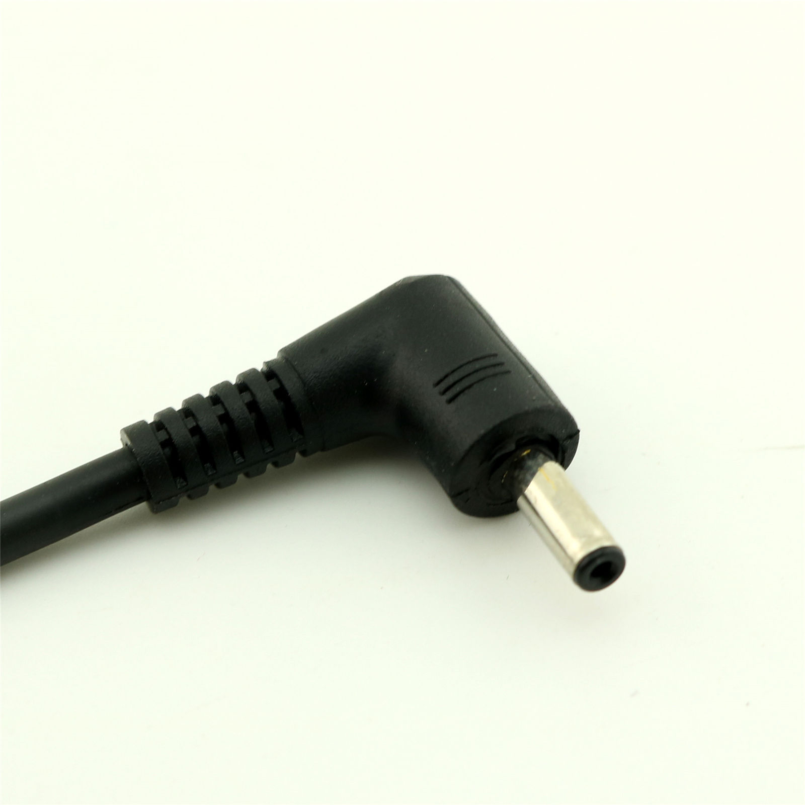 CCTV DC Power 5.5mm x 2.1mm Male Right Angle to 3.5mm x 1.35mm Adapter Cable 1ft