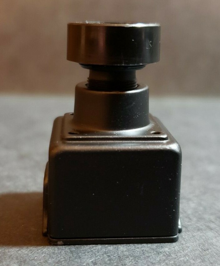 KT&C KPC-S20CB 4.3mm Board Lens Micro Compact Super-Vision CCD Color Camera NEW