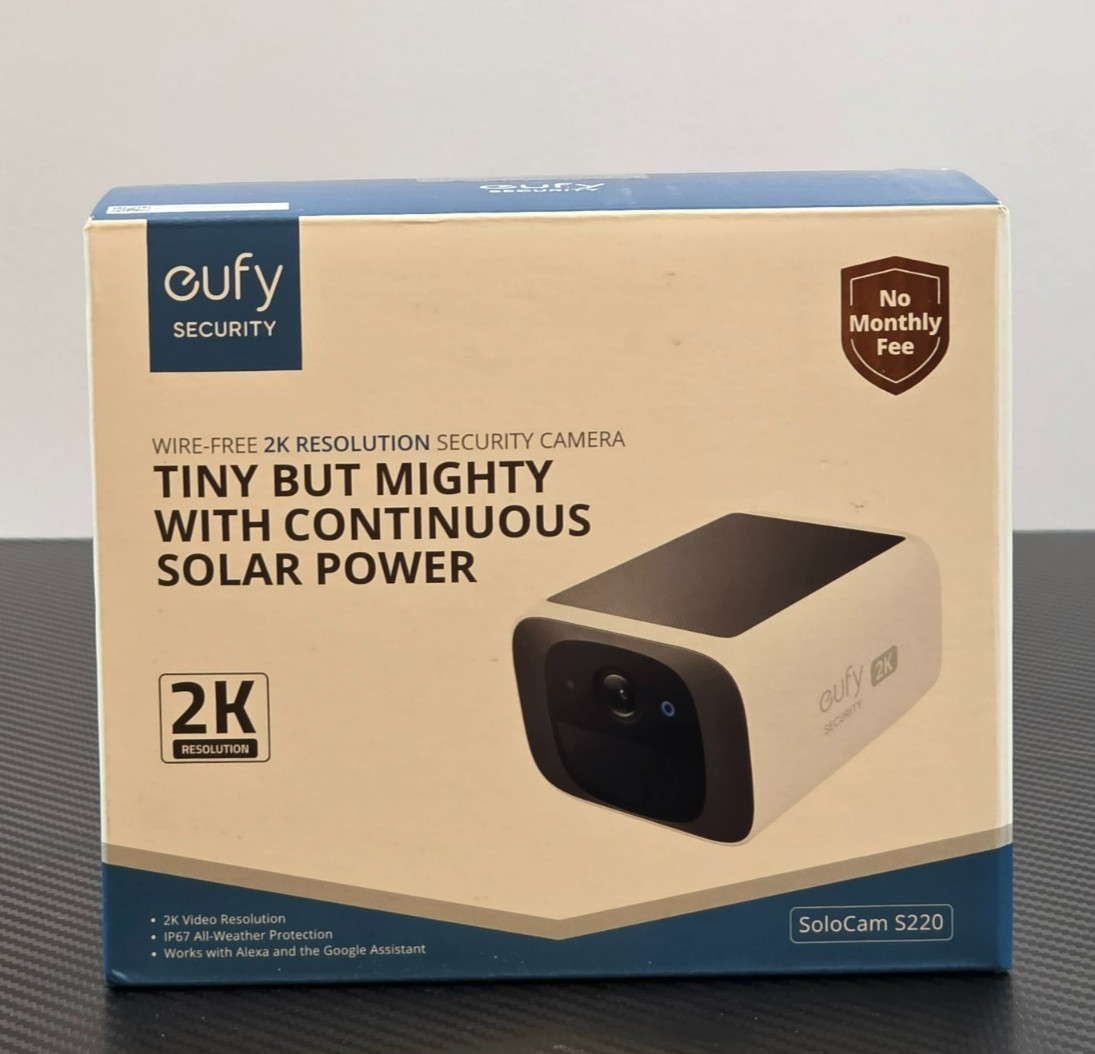 eufy SoloCam S220 Outdoor Battery Powered Security Camera with Solar Charging Wh
