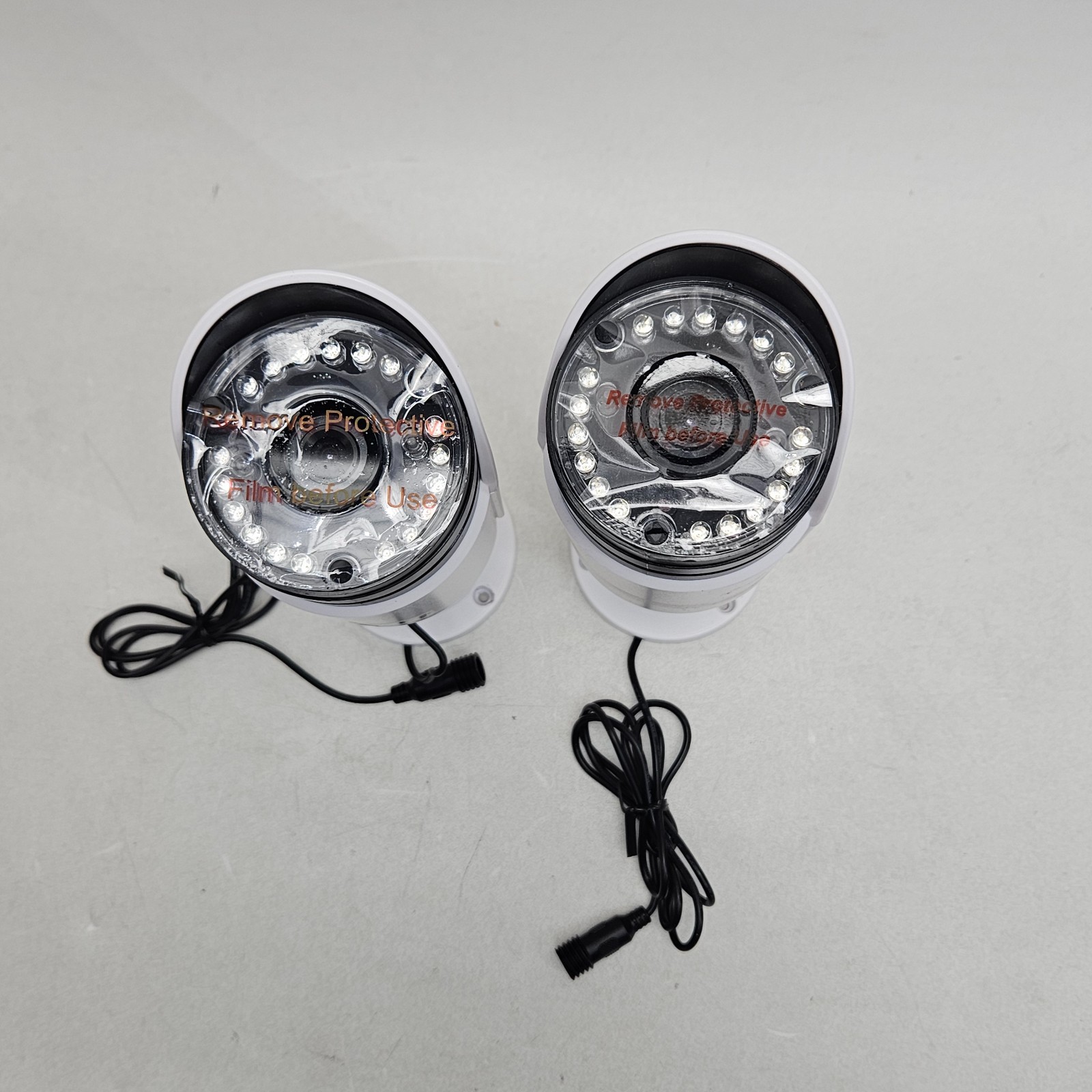 Lorex LWU3620-C 720p Wireless Security Cameras Pair with Power Splitter Cable