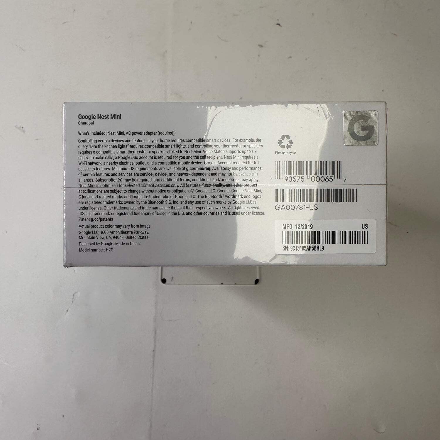 New Google Smart Display with Google Assistant Charcoal GA00781