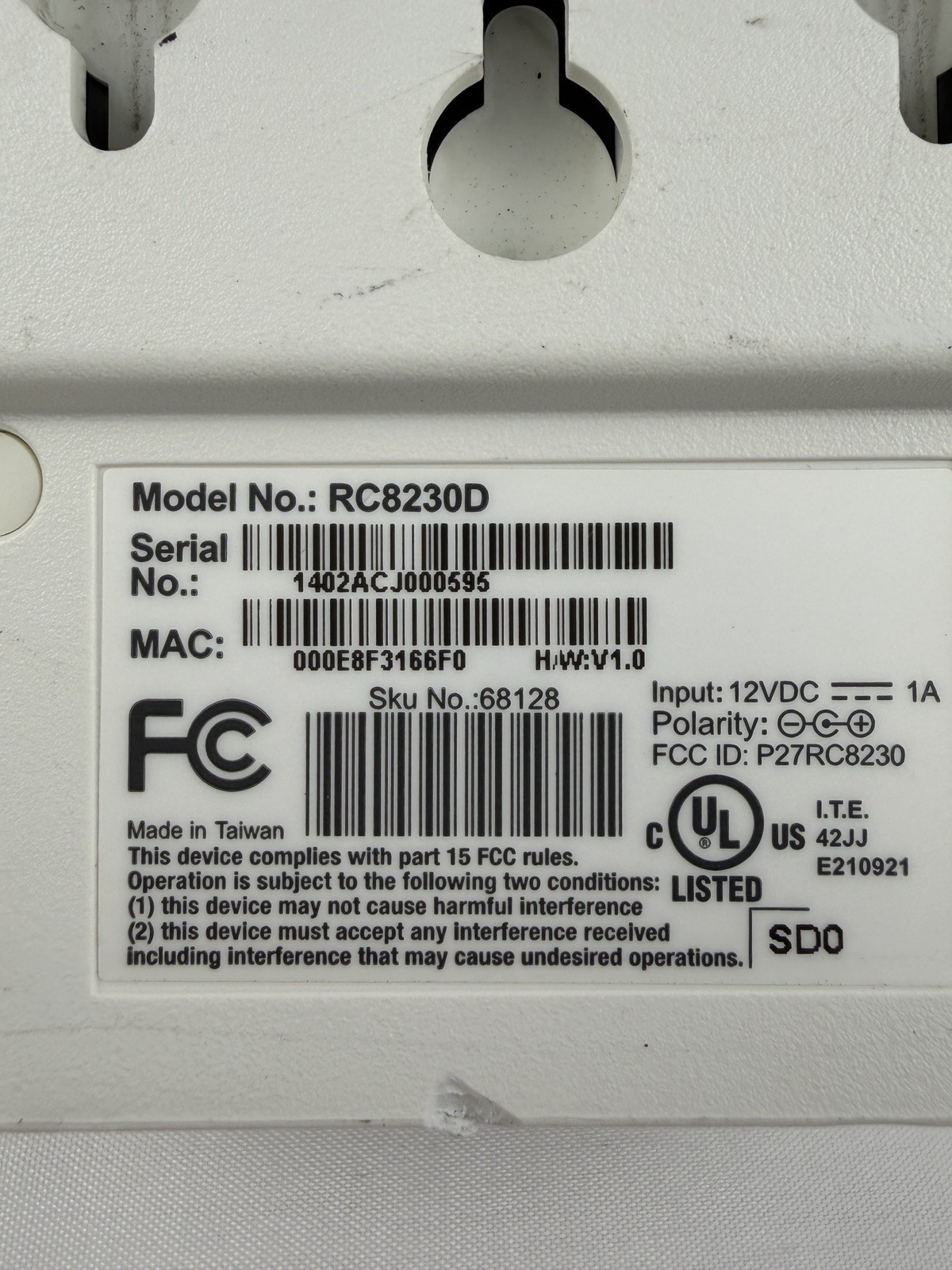 SERCOMM WIRELESS WIRED INDOOR IP SECURITY CAMERA RC8230D – NO CORDS INCLUDED
