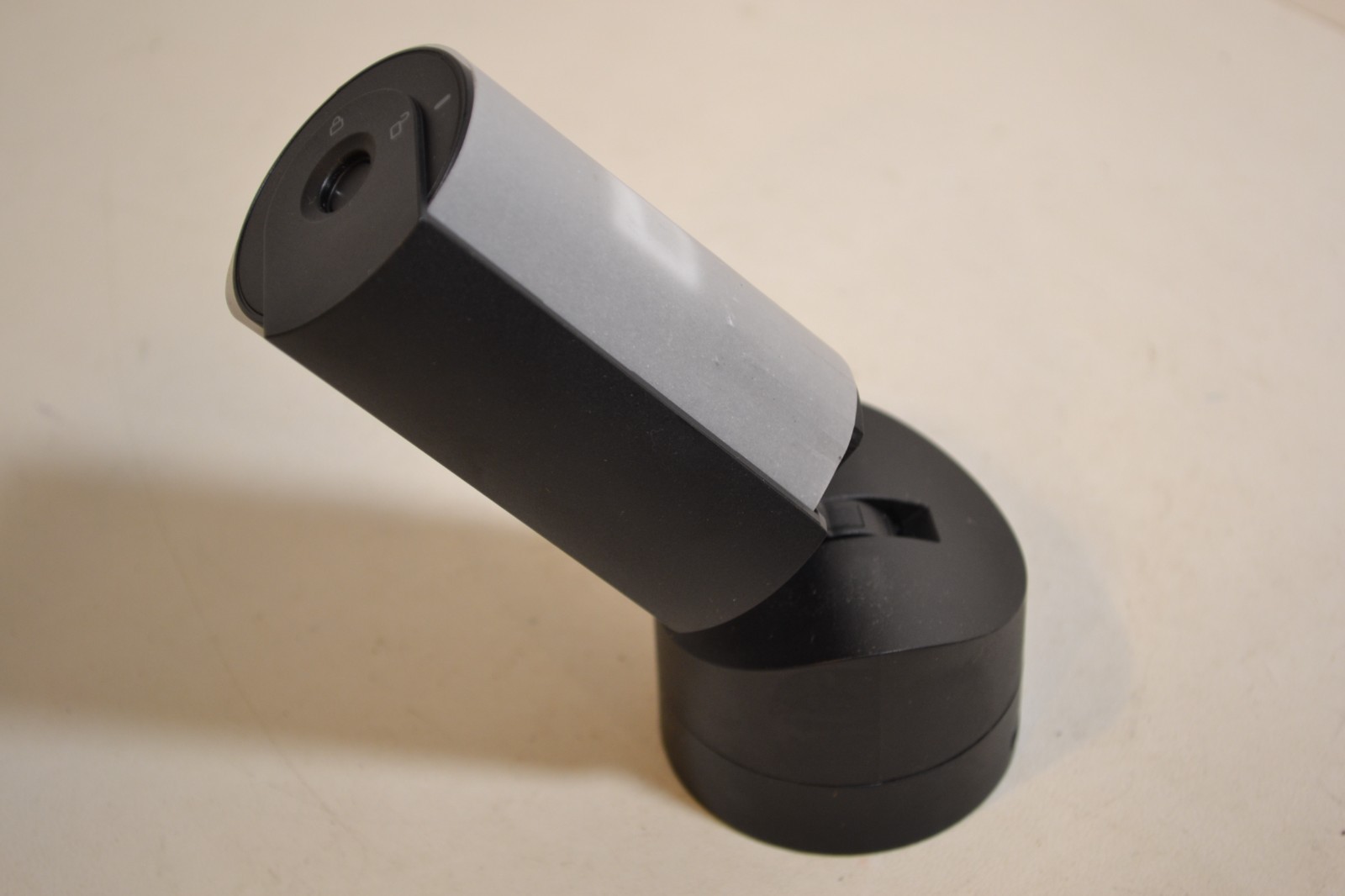GENUINE RING Pan-tilt Indoor Camera Model: 5F93F2 ONLY WHAT IS PICTURED