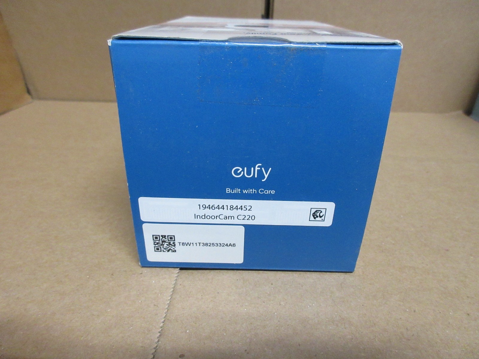 eufy T8W11121-4 Security Solo Indoor-Cam C220 Wired 2K Surveillance Camera B10S2