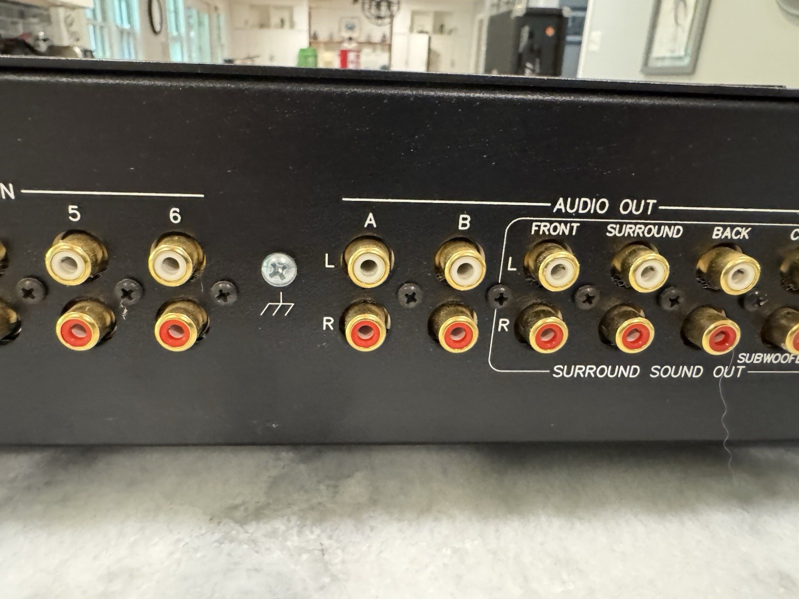Crestron C2N-DAP8 Professional Digital Audio Surround Processor Dolby DTS ES EX
