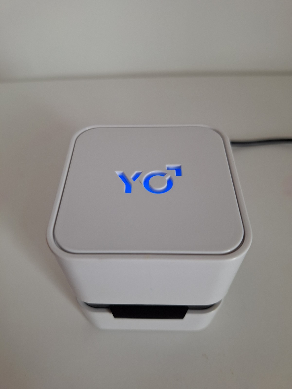 YoLink Smart Home Hub with XE1-S Ethernet Adapter Bundle – Working – With Power