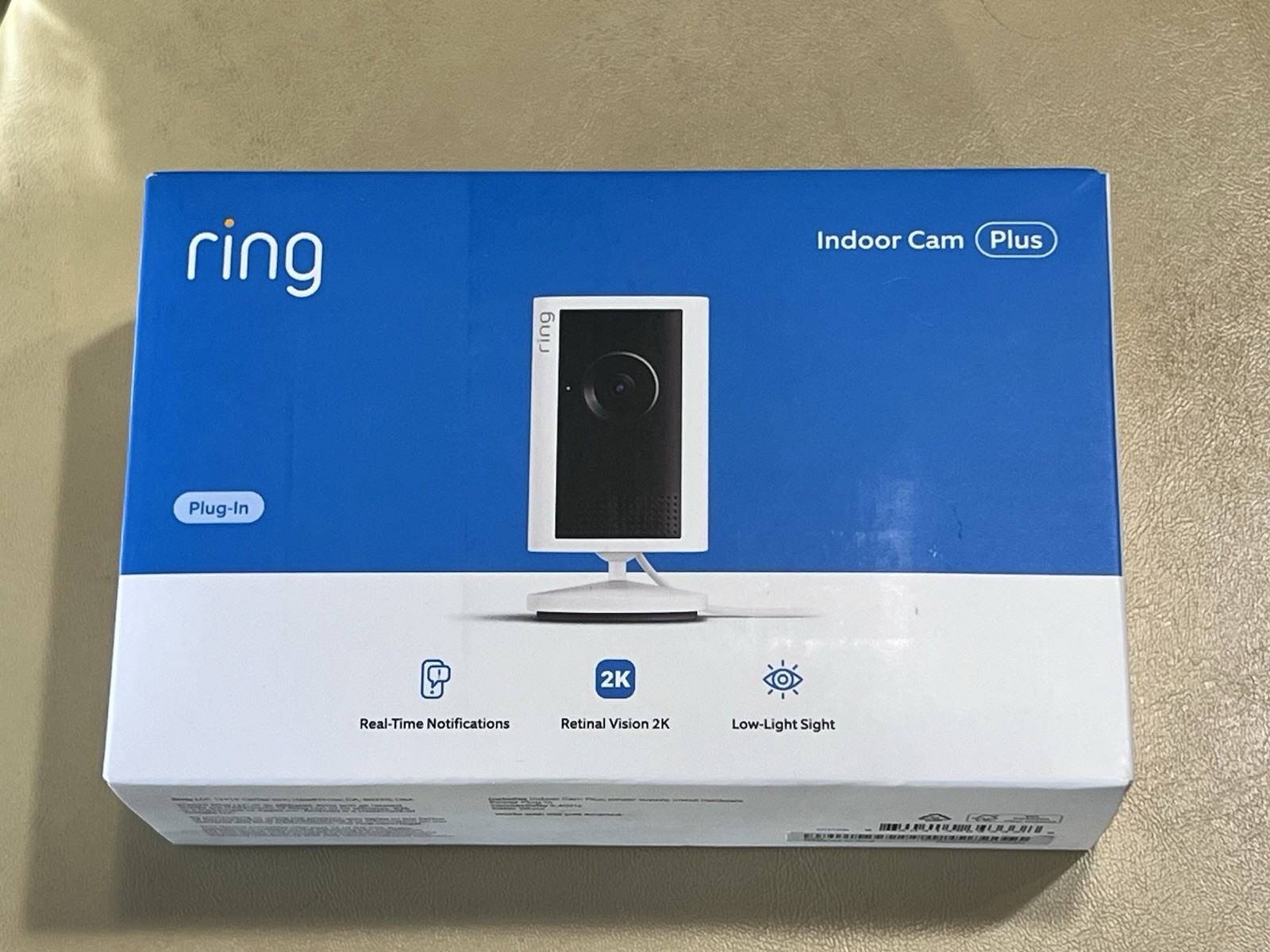 NEW IN BOX RING INDOOR CAM PLUS PLUG-IN RETINAL 2K 4X ZOOM, WHITE