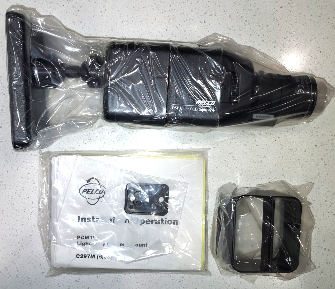 Pelco C3700H-2V21AW DSP CCD CCTV Camera w/2.8-12mm Lens NEW