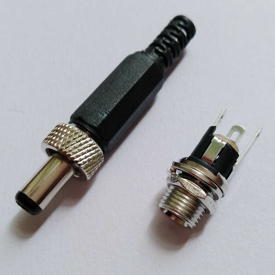 5.5mm x 2.1mm 5.5/2.1 DC Power Barrel Plug Jack w/ Lock Cap Panel Mount M729