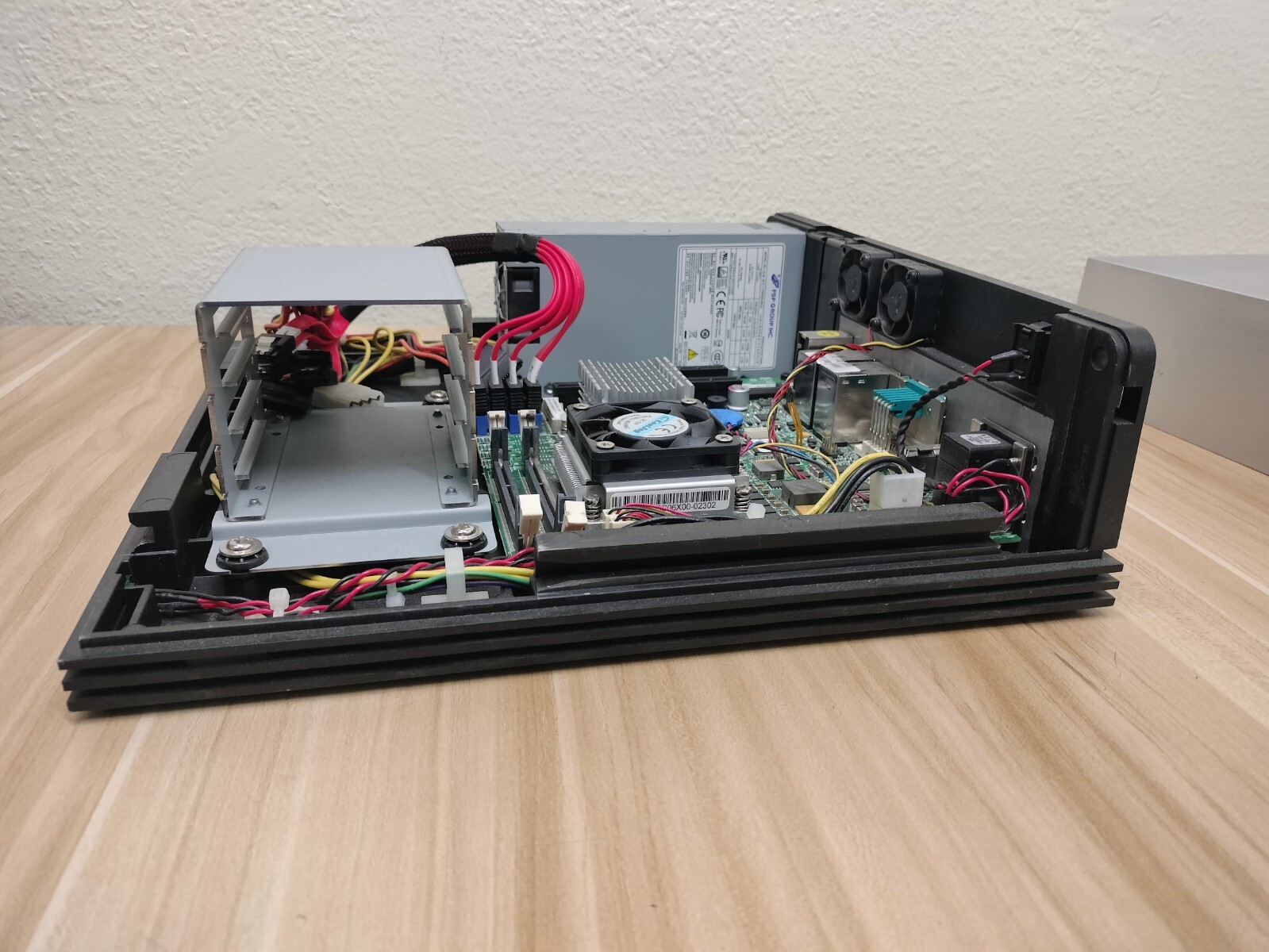 Milestone HUSKY M30 NVR (i5-3610ME@2.7GHz) *NO RAM/HDD*SOLD AS-IS*