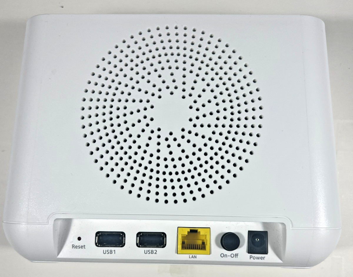 Arlo Pro VMB4000 4-Camera Home Security System – Working, Excellent Condition