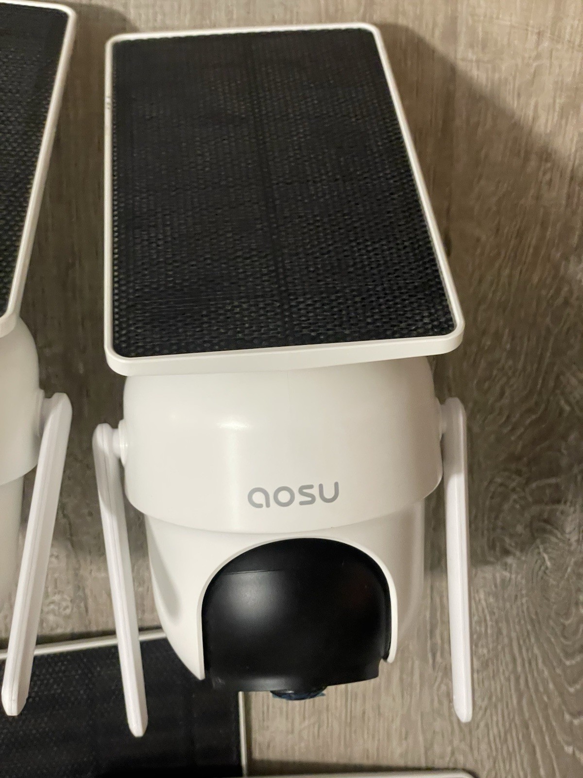 AOSU Security Cameras Outdoor Wireless 4 Cam Kit Solar Powered w/ 4 Extra Panels