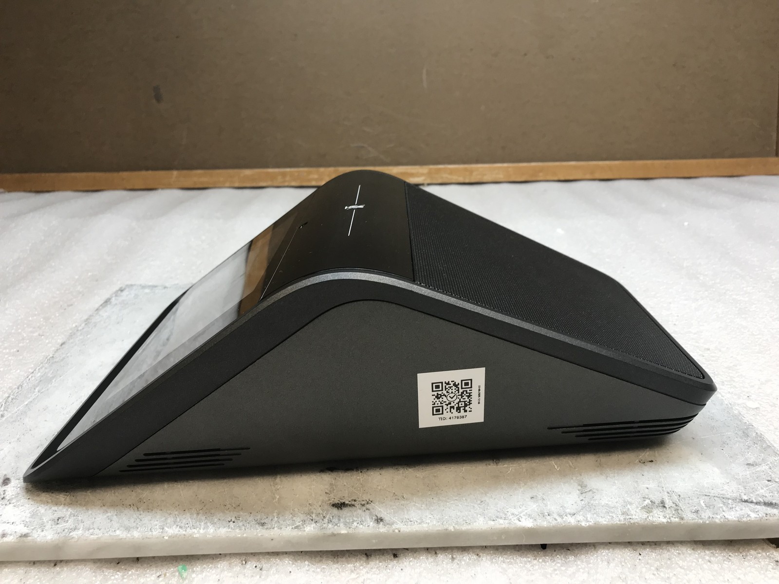 Crestron CCS-UC-1-AV Mercury Tabletop UC Video Conference Console