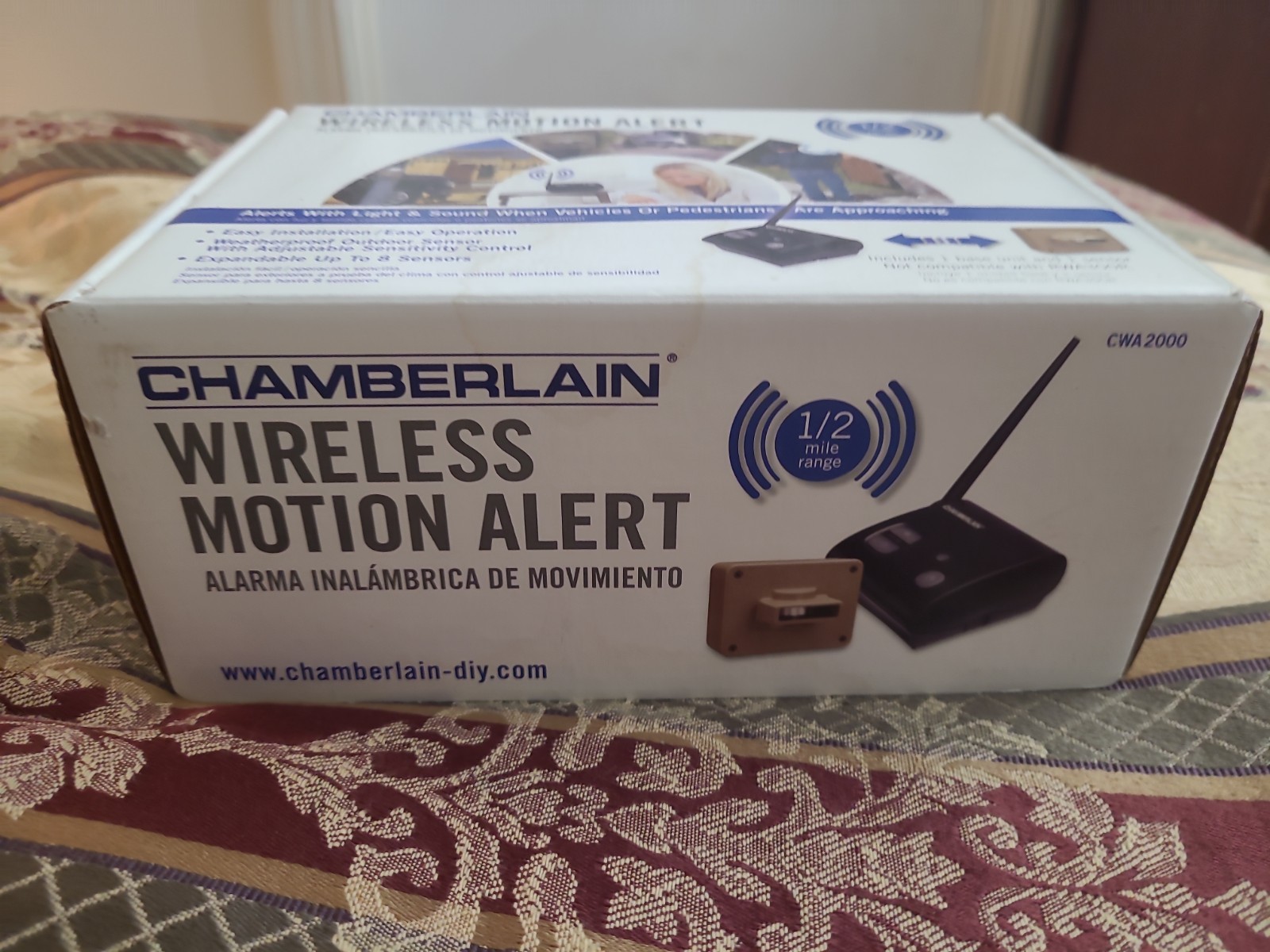 NEW Chamberlain CWA2000 Outdoor Wireless Motion Alert Sensor