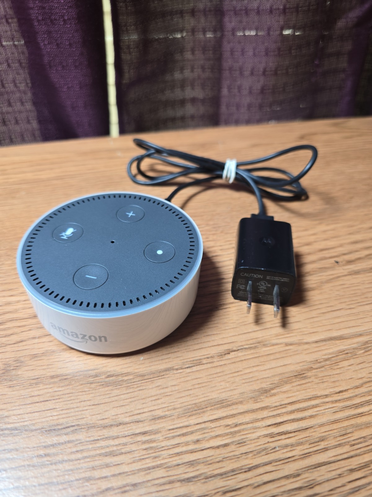 Amazon RS03QR Echo Dot 2nd Generation Smart Speaker with USB Cable And Plug.