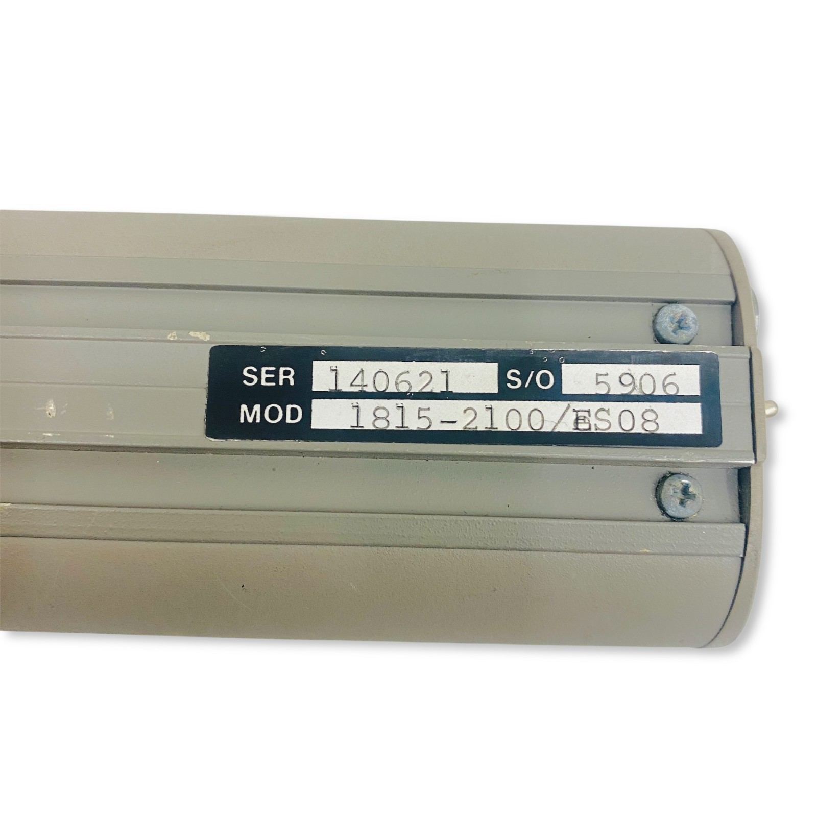 Cohu 1815-2100/ES08 C-Mount Industrial Solid State Color Camera