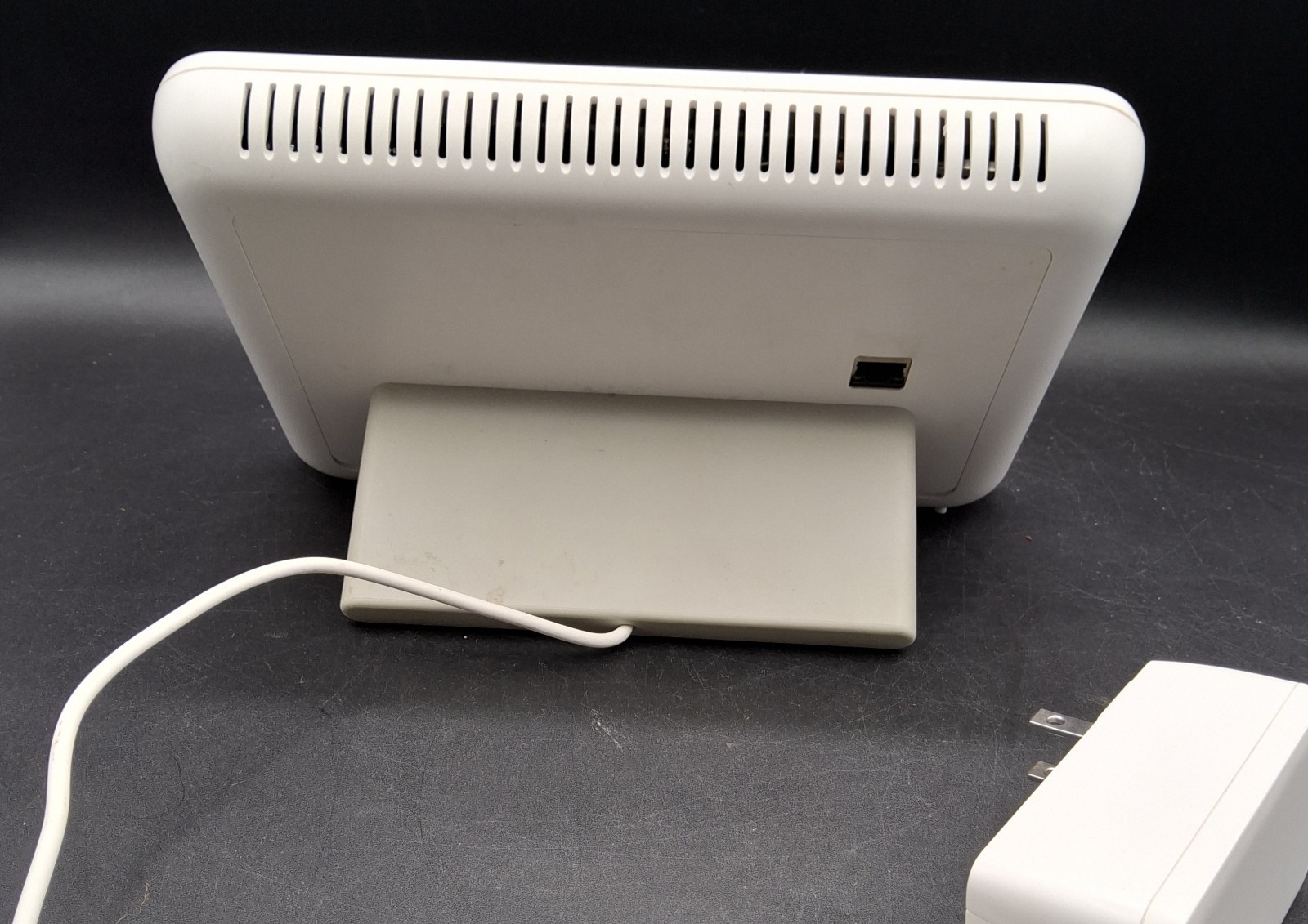 Used SYSTEM Vivint Outdoor Camera (2) VS-ODL100-WHT + Door Bell Control Panel