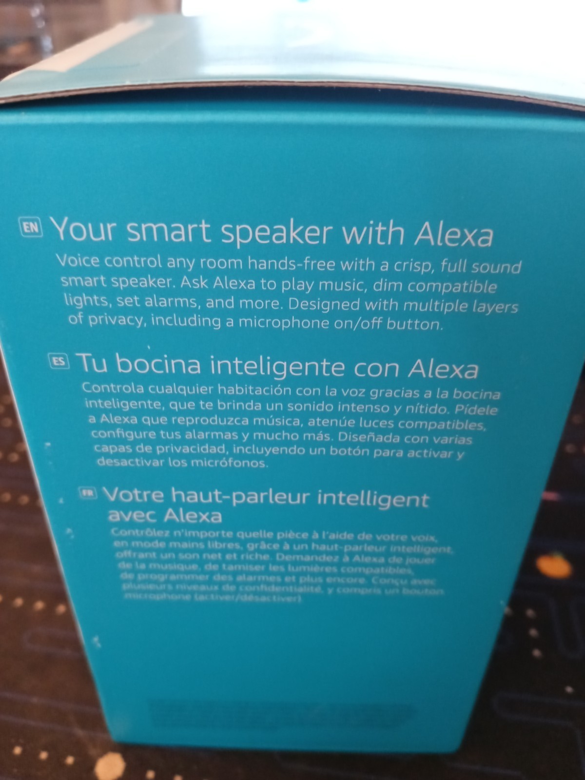 Amazon Alexa Echo Pop Smart Speaker C2H4R9 New Sealed w/Amazon Smart Plug New
