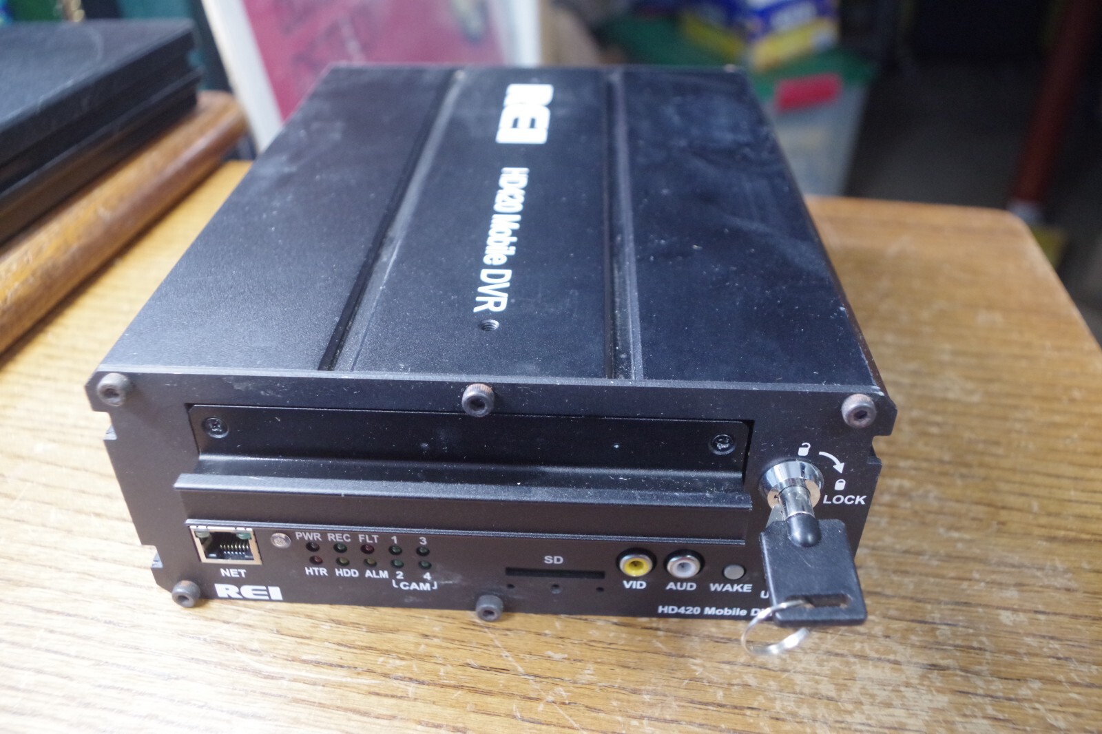 REI HD420 DVR with 320 GB Hard drive Bus Camera Recorder WITH KEYS, BARELY USED