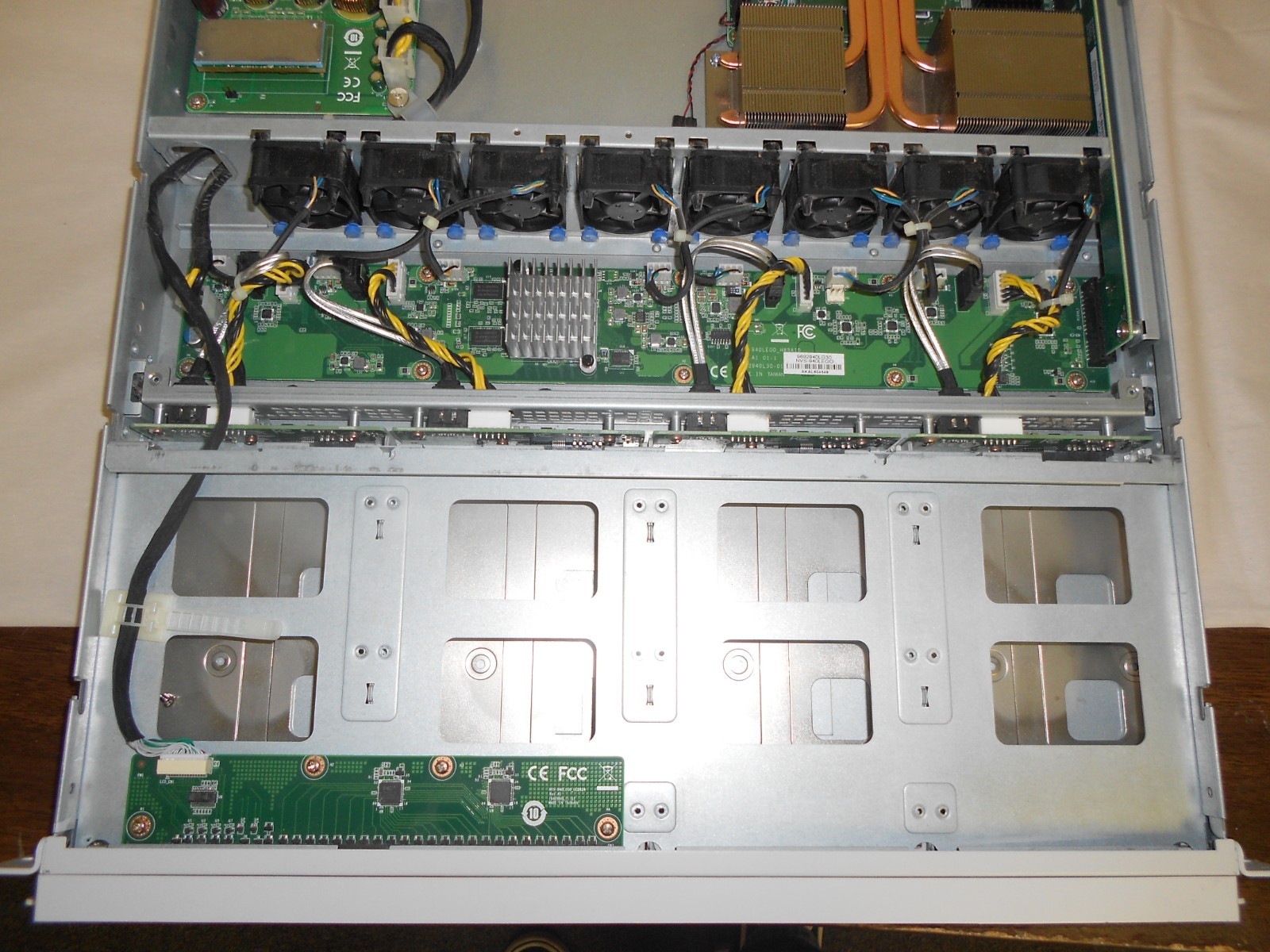Avigilon HD Video Appliance Pro VA1924D No HDD NO PS