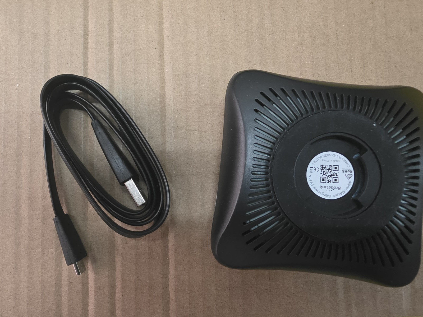 BroadLink RM4 Pro Smart IR RF Universal Remote Hub WiFi Alexa Google Home IFTTT