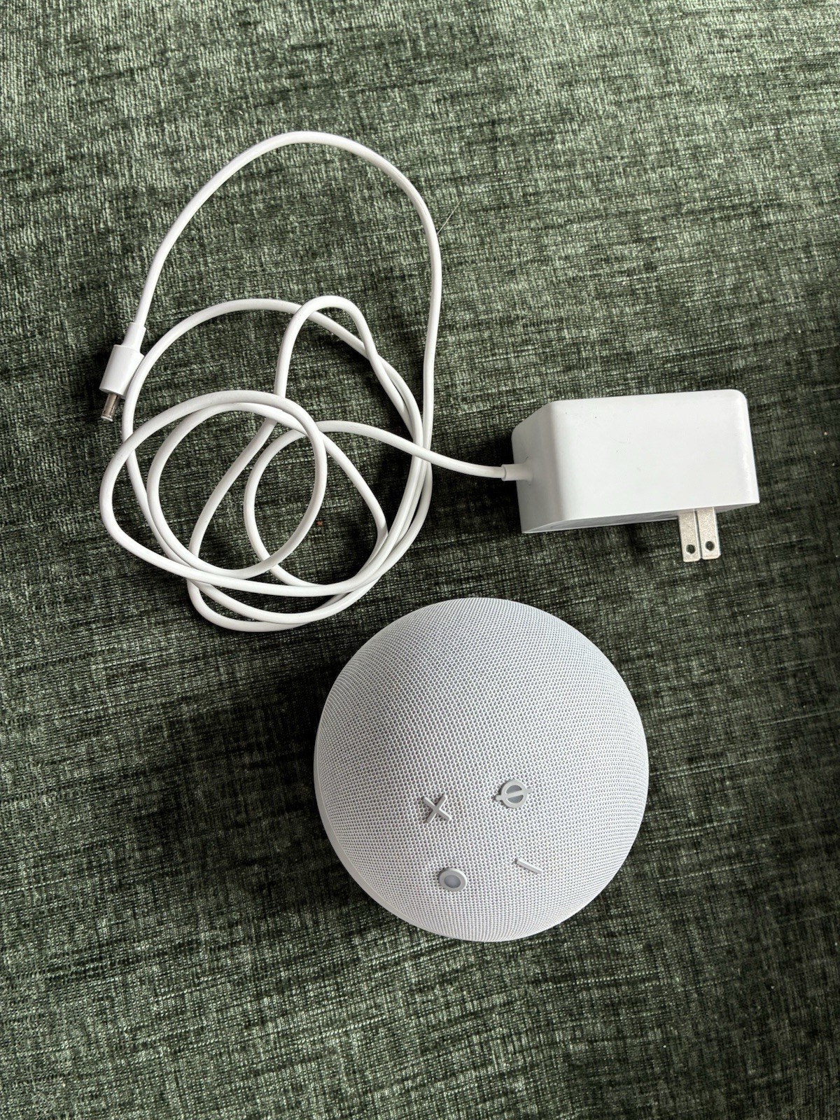 Amazon Echo Dot 4th Gen Smart Speaker Alexa B7W64E White w/ Power Adapter Tested