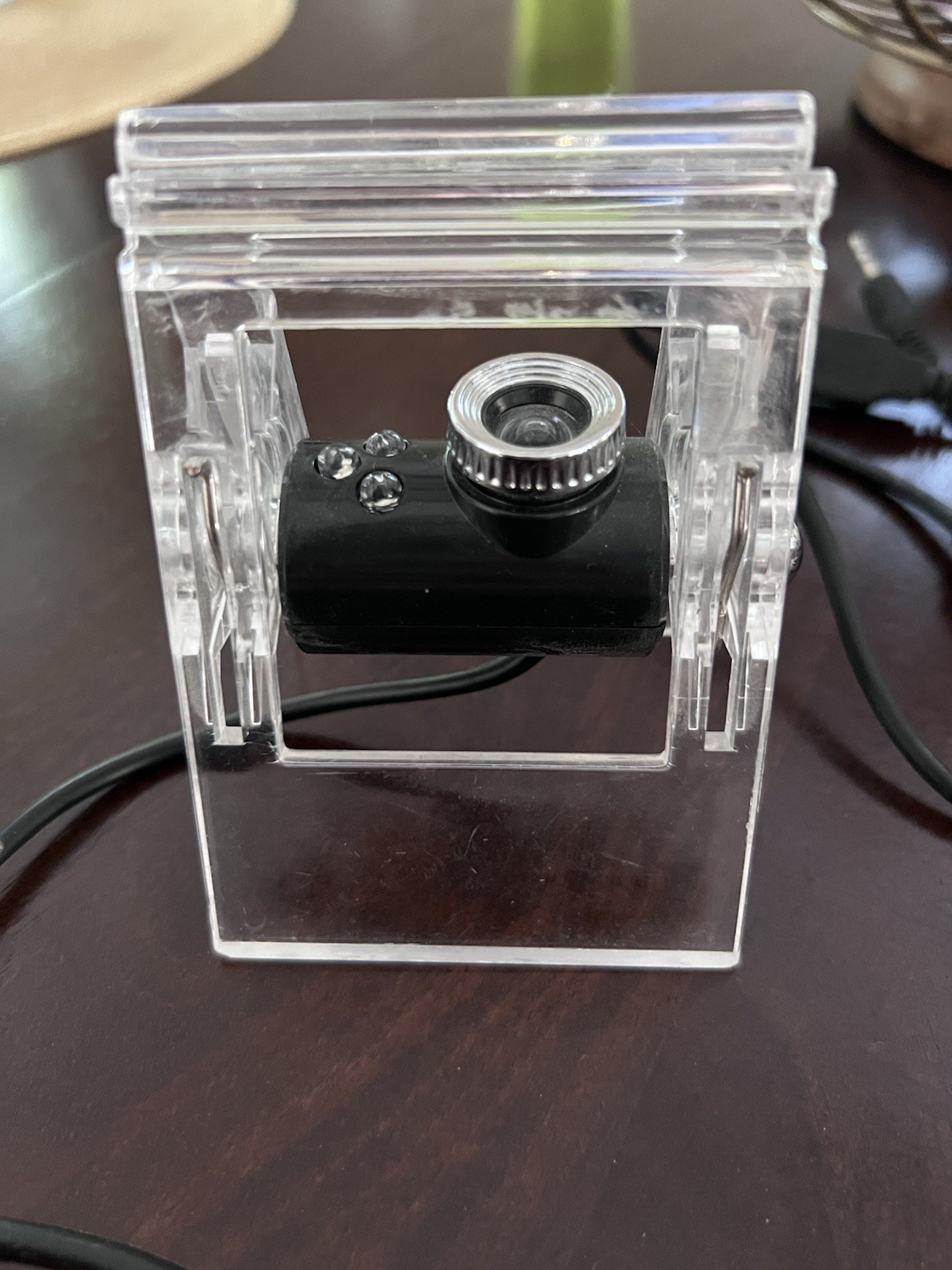 GUANTONGDA qc- 10 05 Box/Body Analog Security Camera USB Black Used Works