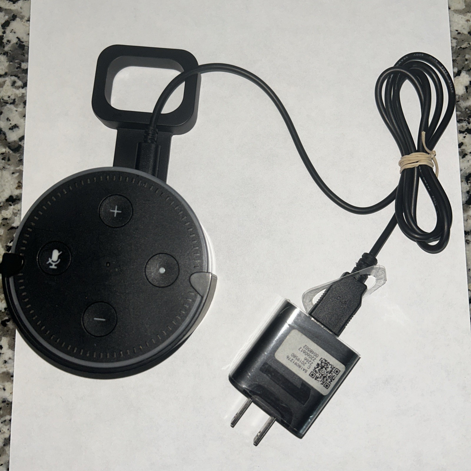 Amazon Echo Dot Alexa Smart Speaker w/ Wall Mount Stand & Charger Tested. 1F