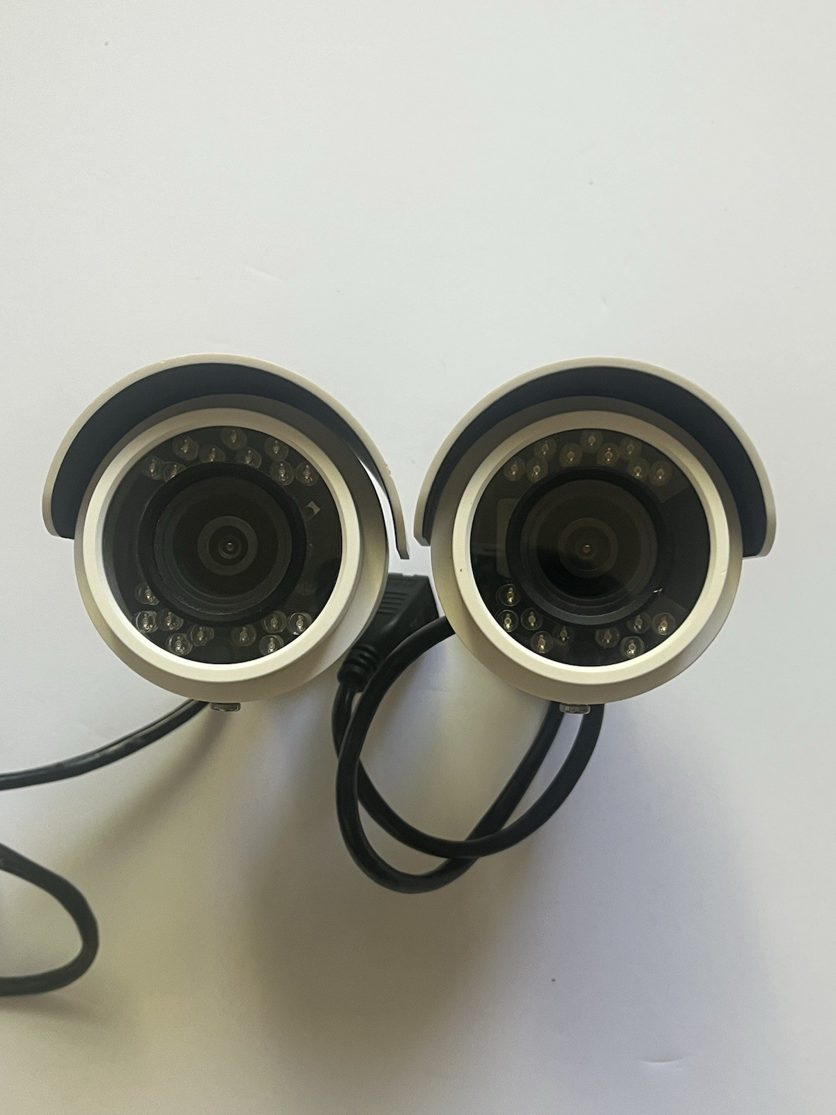 LOT OF 2 AvertX Night Vision HD In/Outdoor IP Bullet Camera 3MP PoE AVX-HD40IR
