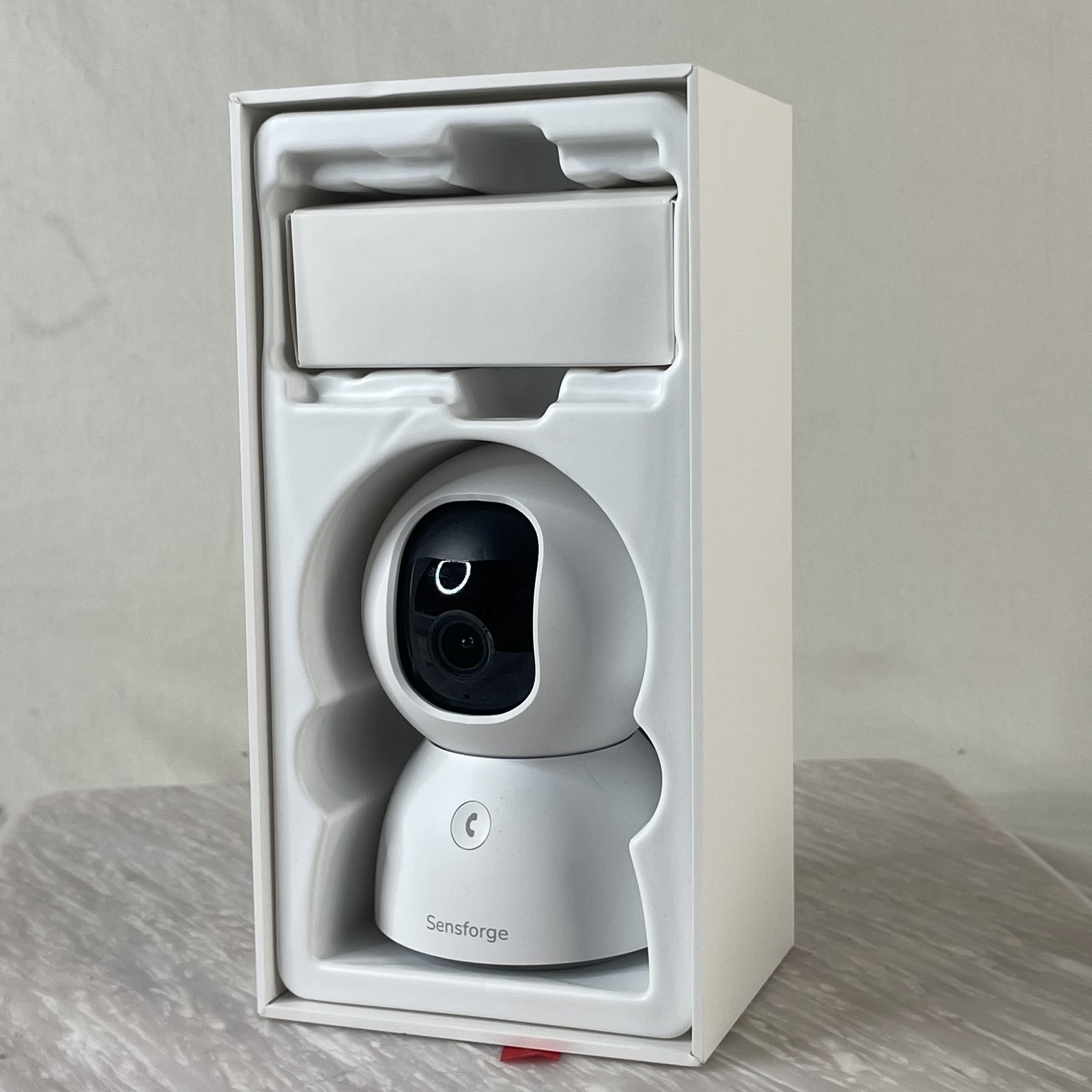 Sensforge SF-C2 Pan-Tilt Indoor Security Camera AI Human Tracking WiFi White