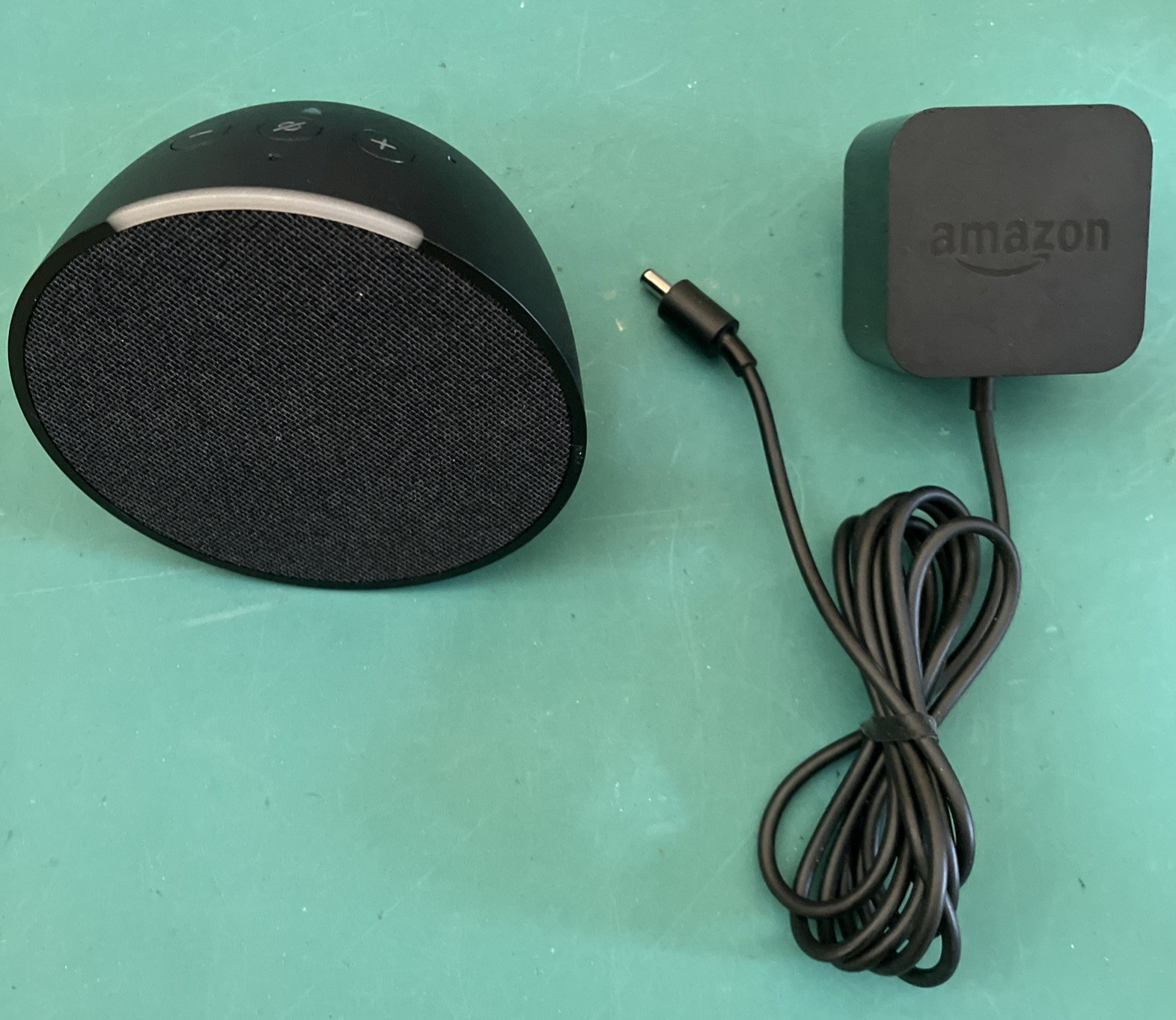 Amazon Echo Pop Alexa Smart Speaker, C2H4R9. Black. w/Power Cord. VERY GOOD.