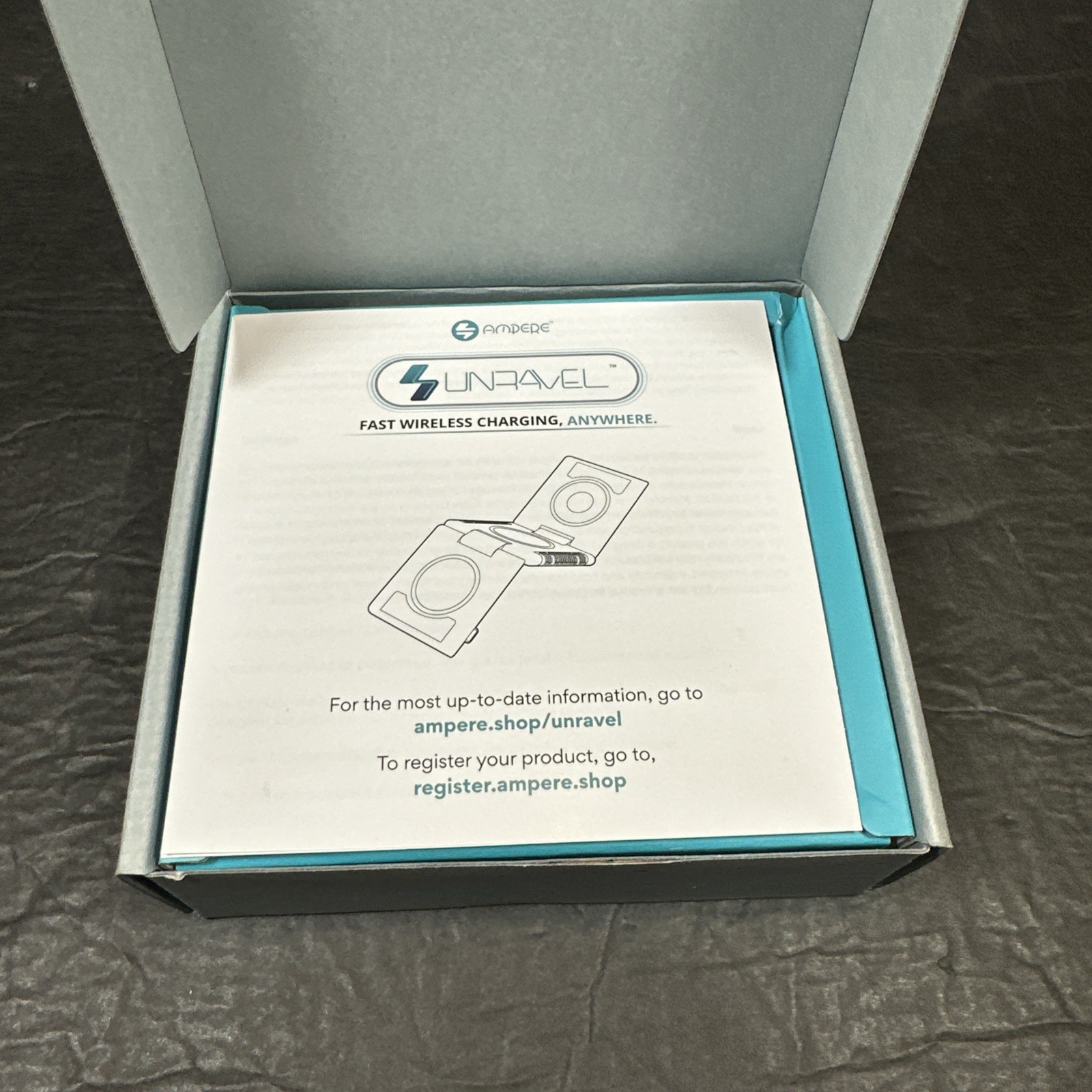 Ampere Unravel a16z Wireless Travel Charger Apple Watch Pure Black 3-in-1