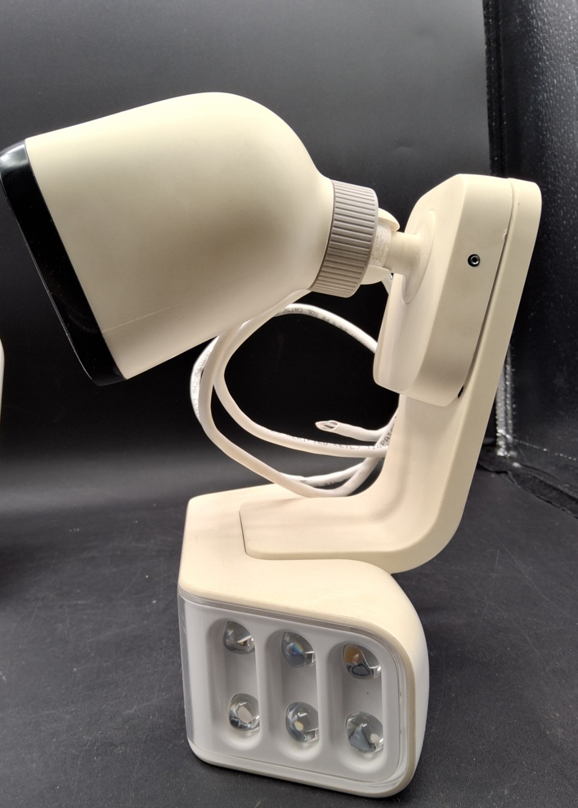 Used SYSTEM Vivint Outdoor Camera (2) VS-ODL100-WHT + Door Bell Control Panel