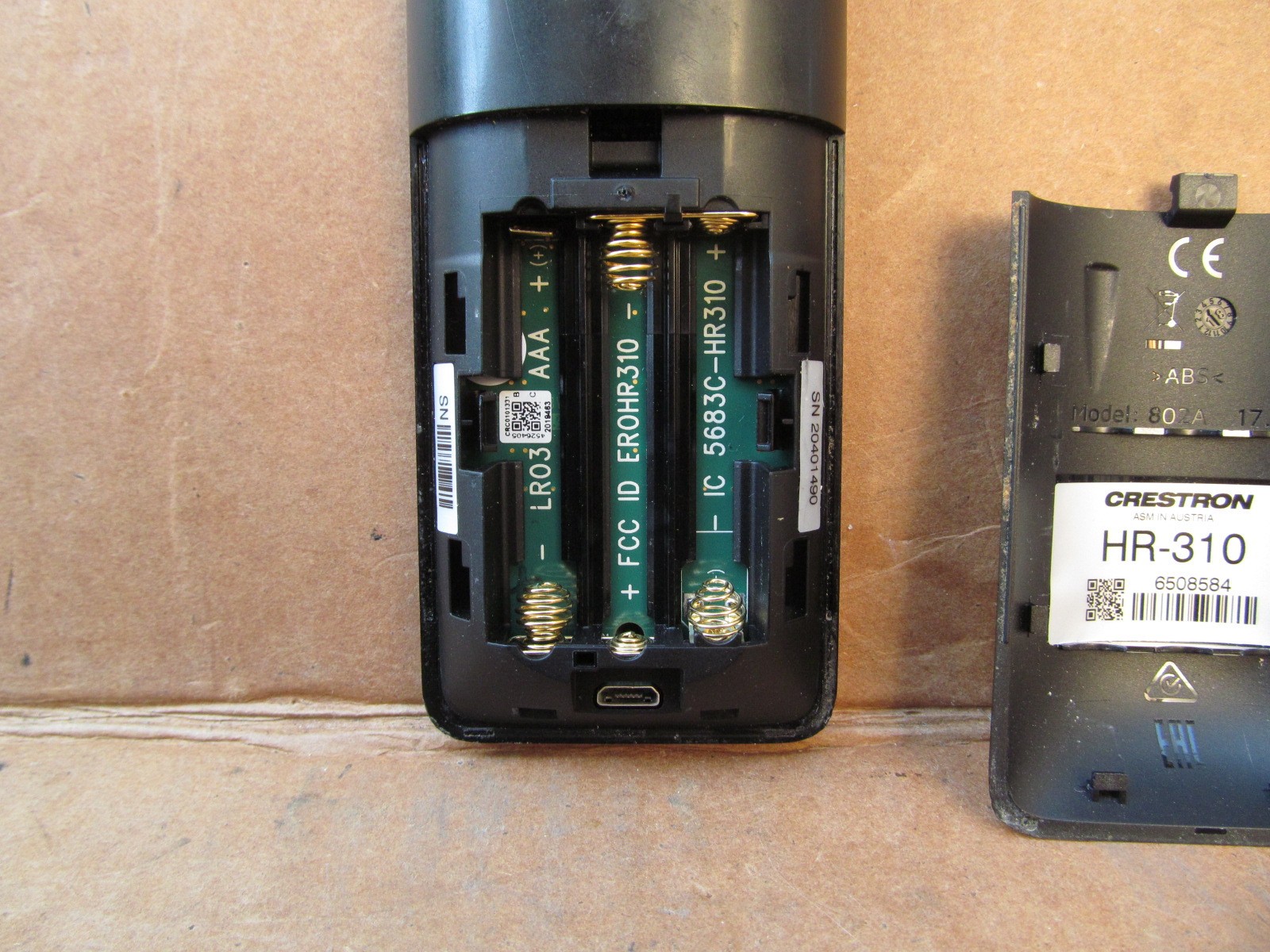 Crestron HR-310 Handheld Remote Control Black (Kitchen)