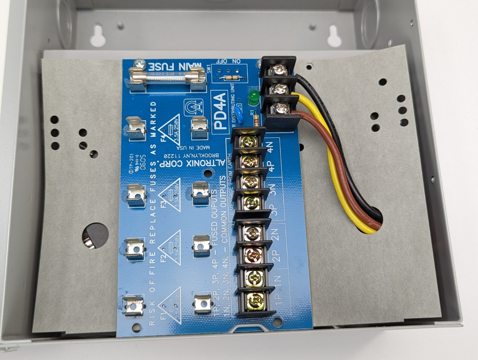 Altronix ALTV244300 CCTV Power Supply 24VAC @ 12.5A or 28VAC @ 10A 4 Outputs