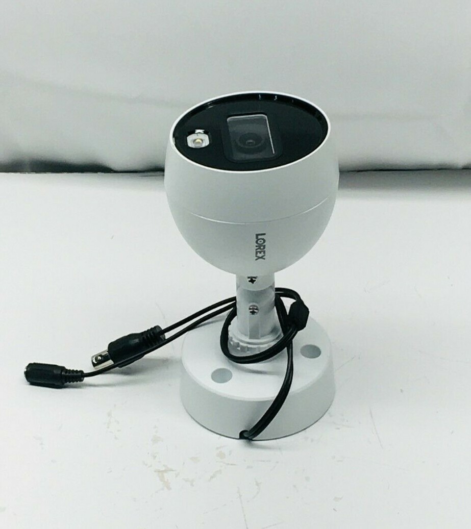 Lorex C883DA Indoor/Outdoor Deterrence HD 4K Security Camera