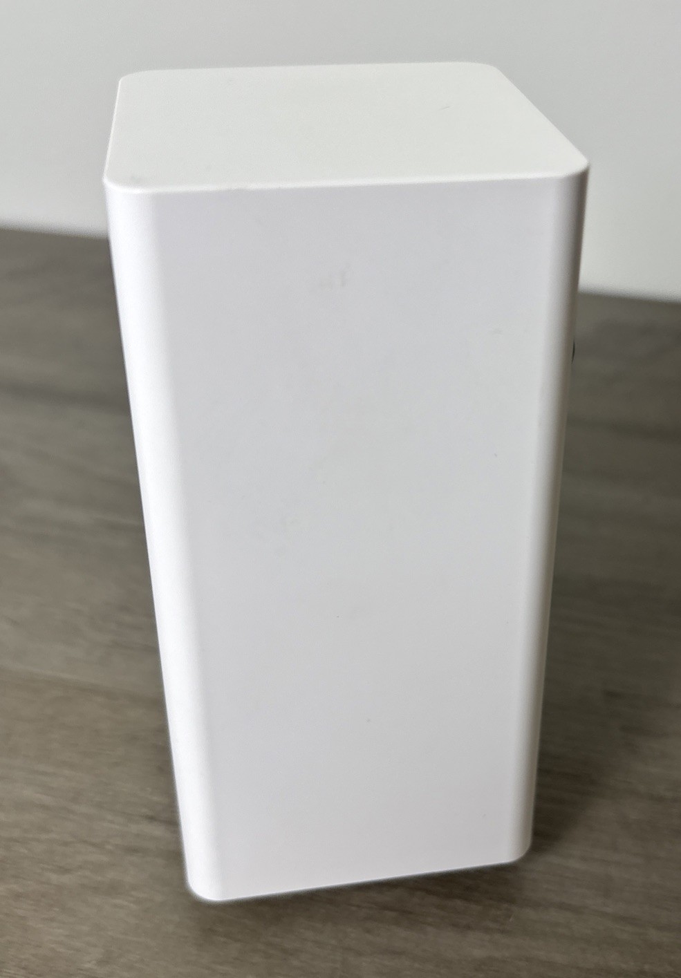 Wyze Cam 1080p Pan/Tilt/Zoom V1 Wi-Fi Indoor Smart Home WYZECP1 w/ 4GB SD Card