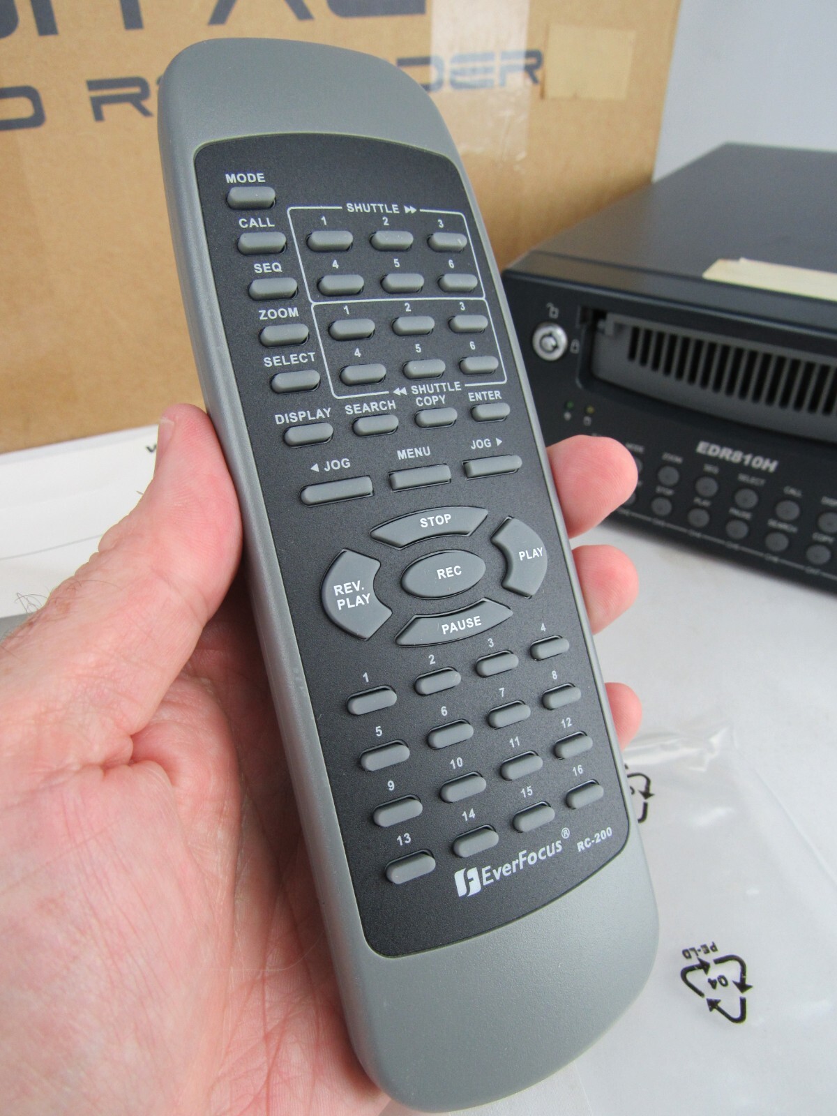 Everfocus EDR810H 8 channel MPEG4 digital video recorder BOX + REMOTE + MANUAL +