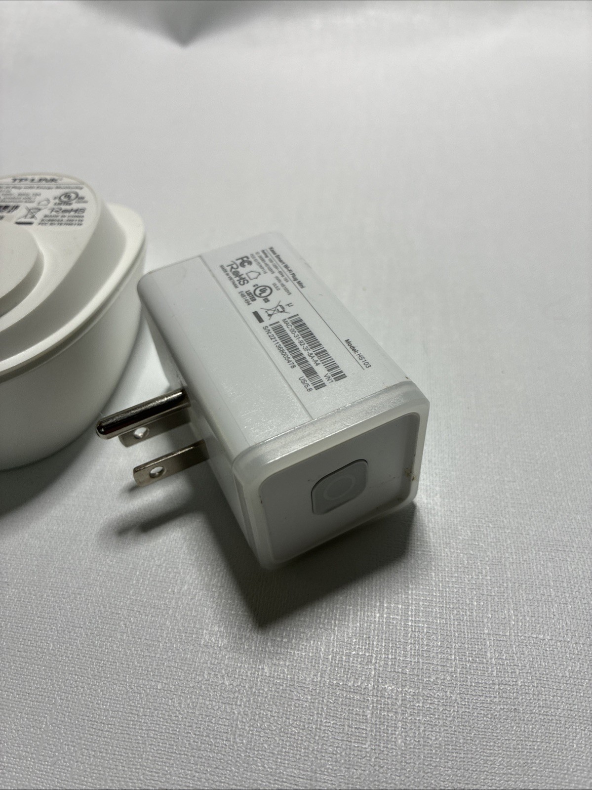 TP-Link Kasa HS103 Smart Wi-Fi Plug & HS110 Plug