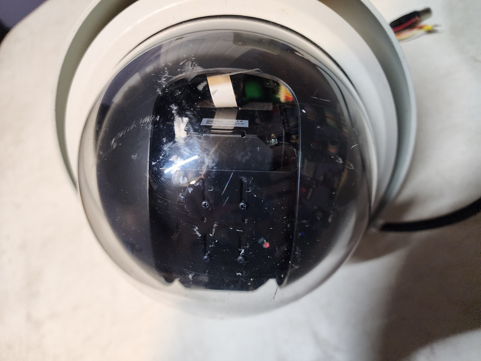 Pelco D Auto-Tracking PTZ Security Camera – Turns on, outputs video, and rotates